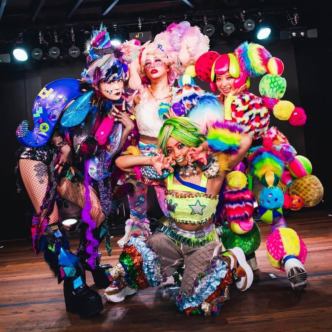 KAWAII MONSTER CAFEのインスタグラム：「💛👽【KAWAII MONSTER PARTY】👽💚 5.25 Thank u for comming💞👑✨   🌈Monster X & Monster girl😈@monsterx_kawaii  🎀MELTY🧁 @ciel_melty  💙JELLY 🔮 @alice22o_  🍄 MUSH 🪅 @kili_ilik  ⚡️CRAZY🔫 @ruka24_official   #kawaiimonsterparty #kawaiimonstercafe  #monsterx #monstergirl #tokyo #harajuku」