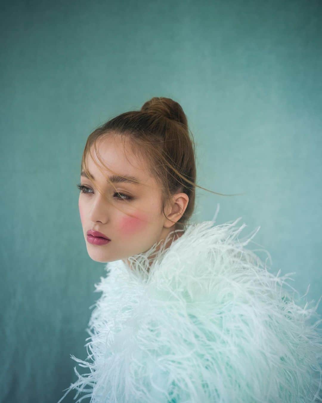 サクラ・キルシュさんのインスタグラム写真 - (サクラ・キルシュInstagram)「some of the shoot results with @sue.neuenschwander 🎀 love them!!! thank you xx  hair and make up : @sinemyavsaner 🙏」6月9日 20時03分 - sakura_kirsch