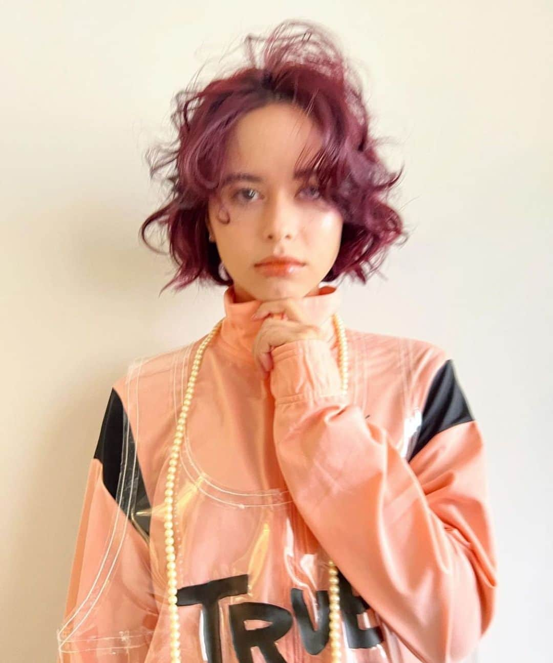 Switch HAIRのインスタグラム：「. style by / @ako._.rea   #switch #switchhairfukuoka  #福岡美容室　#大名美容室 #red #レッドカラー #ハイトーン　#ハイトーンカラー」