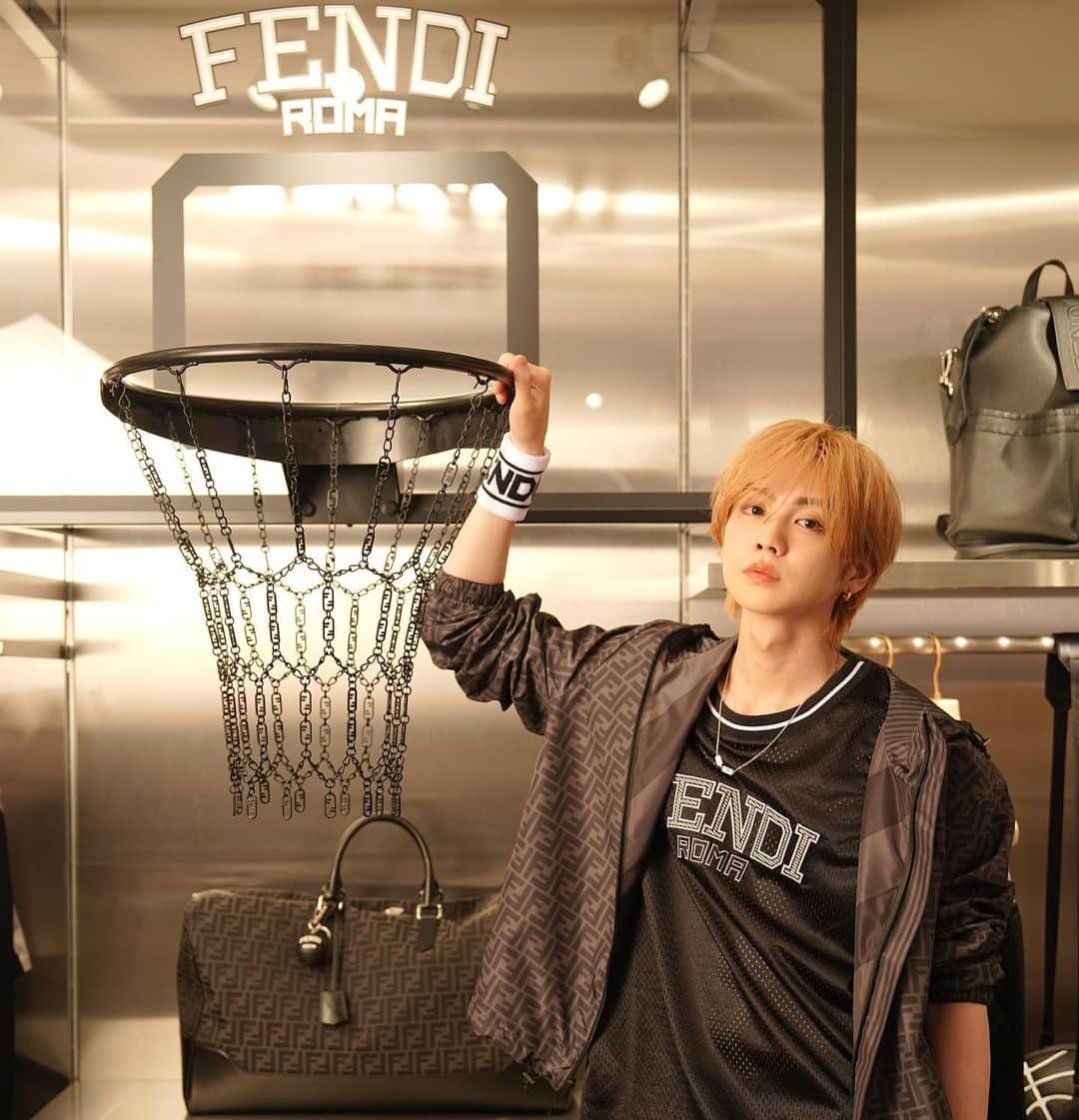 吉野北人のインスタグラム：「FENDI  Active: Basketball Capsule Collection  @fendi #Fendi #PR」