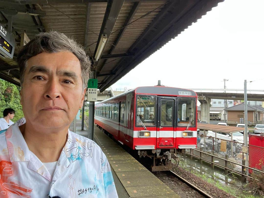 石原良純さんのインスタグラム写真 - (石原良純Instagram)「今日は、鹿島臨海鉄道の旅だったんデス。午前中は土砂降り。靴の中がグヂュグヂュに。でも、午後からは晴れ間も覗き、茨城の美味しいものを食べ尽くす。あ〜っ、楽しかったデス。」6月9日 20時53分 - yoyoshizumi