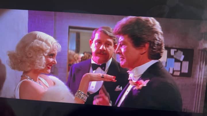 アレック・ボールドウィンのインスタグラム：「Yesterday was the birthday of the great ROBERT PRESTON, not only one of my favorite actors but one who also taught me how to act. He could do anything and brought so many special qualities to his performances, none more so than VICTOR VICTORIA. Here he is with the great @thelesleyannwarren in a scene from this movie you must see. Blake Edwards’ best film in my opinion. Julie Andrews is incandescent and Jim Garner, as always, a leading man for the ages.」