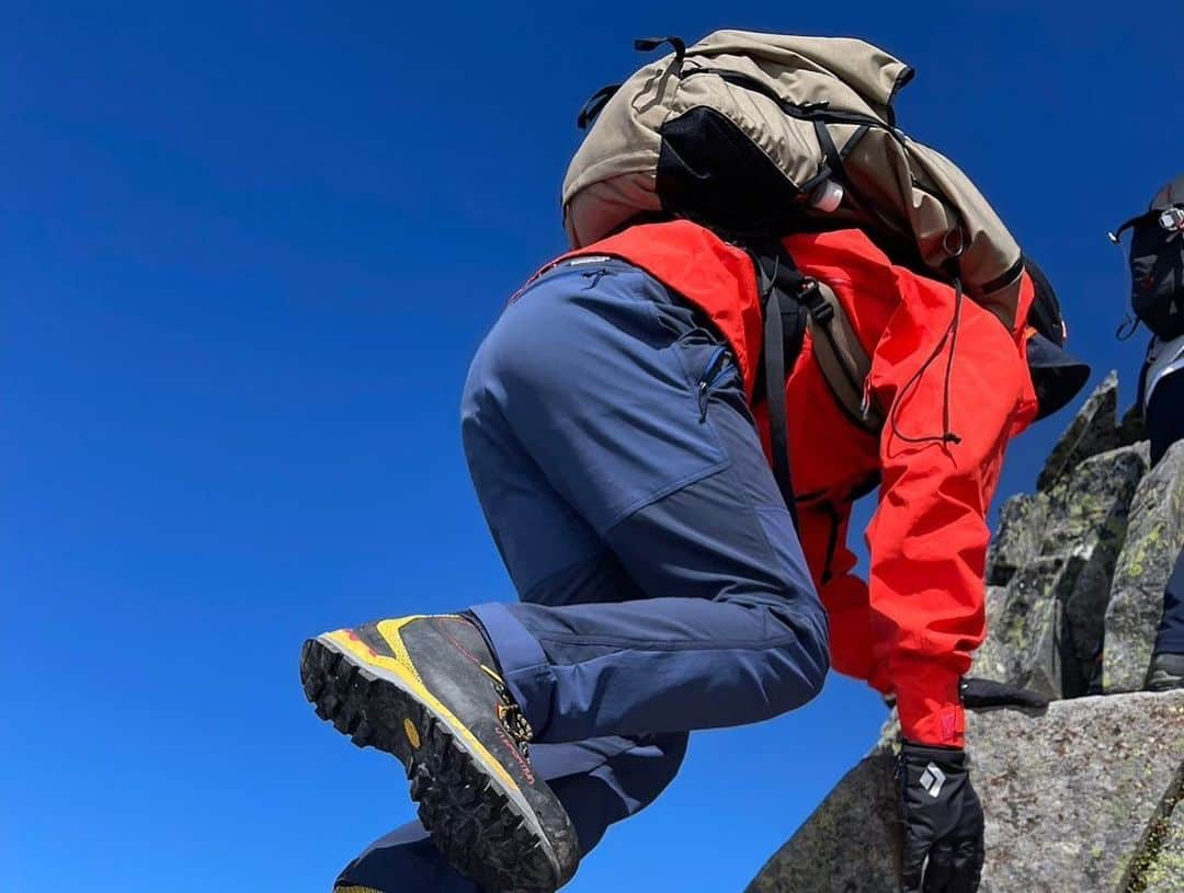 伊澤一葉さんのインスタグラム写真 - (伊澤一葉Instagram)「西穂高岳登山　最高だた」6月9日 21時18分 - ichiyo.izawa