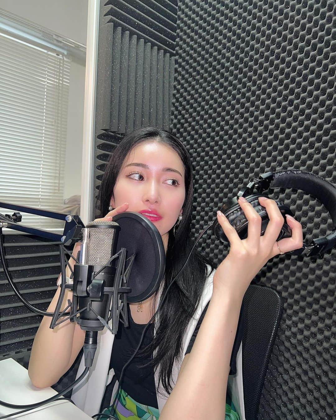のインスタグラム：「📻」