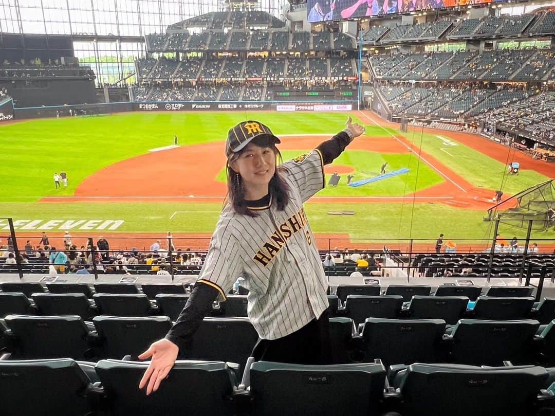 中江有里のインスタグラム：「試合前はこんなに元気でした。  #阪神タイガース #中江有里」
