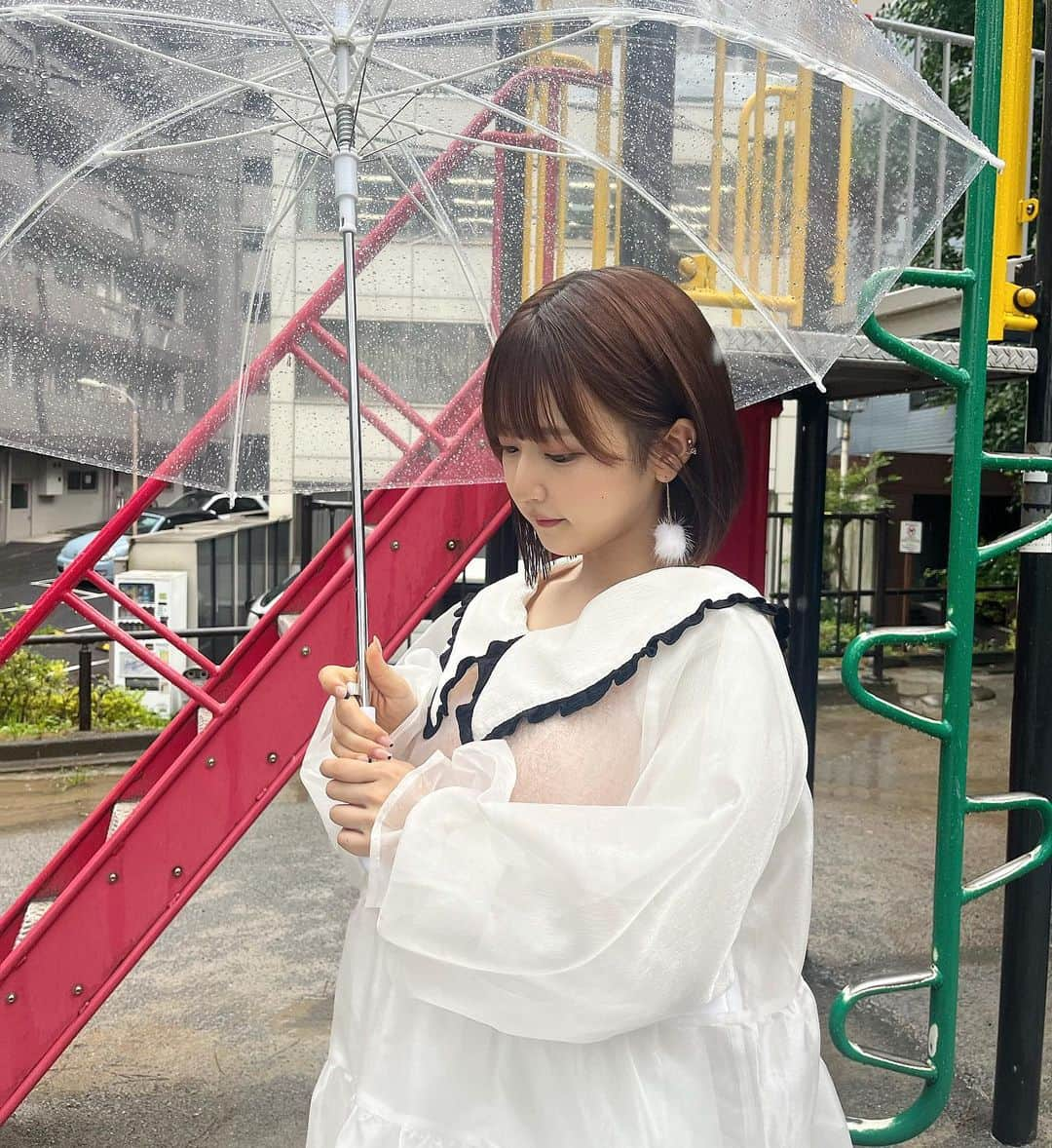 渡辺あやのさんのインスタグラム写真 - (渡辺あやのInstagram)「雨の日だったけどかわいいお洋服でウキウキだった日- ̗̀📷 ̖́-」6月9日 22時04分 - _wata.a