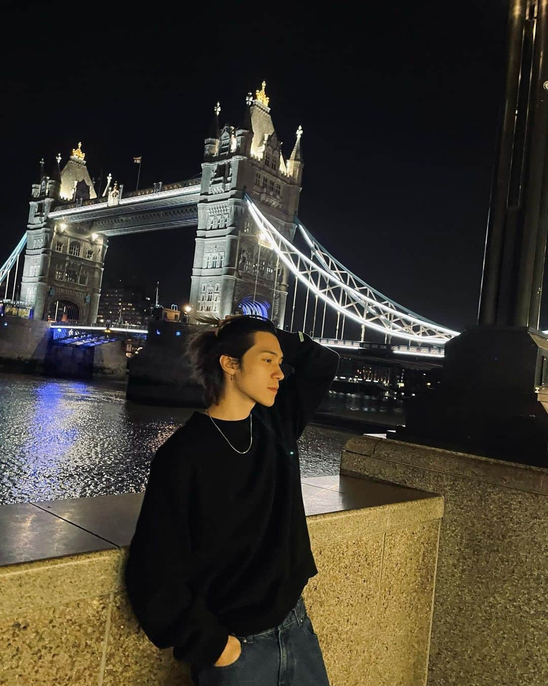 ヘンドリー（HENDERY）さんのインスタグラム写真 - (ヘンドリー（HENDERY）Instagram)「London!!!!!! Really really want to say thank you to everyone who came to our Fan Meeting 💚 Also I wanna hangout more in London ☺️」6月9日 22時24分 - i_m_hendery