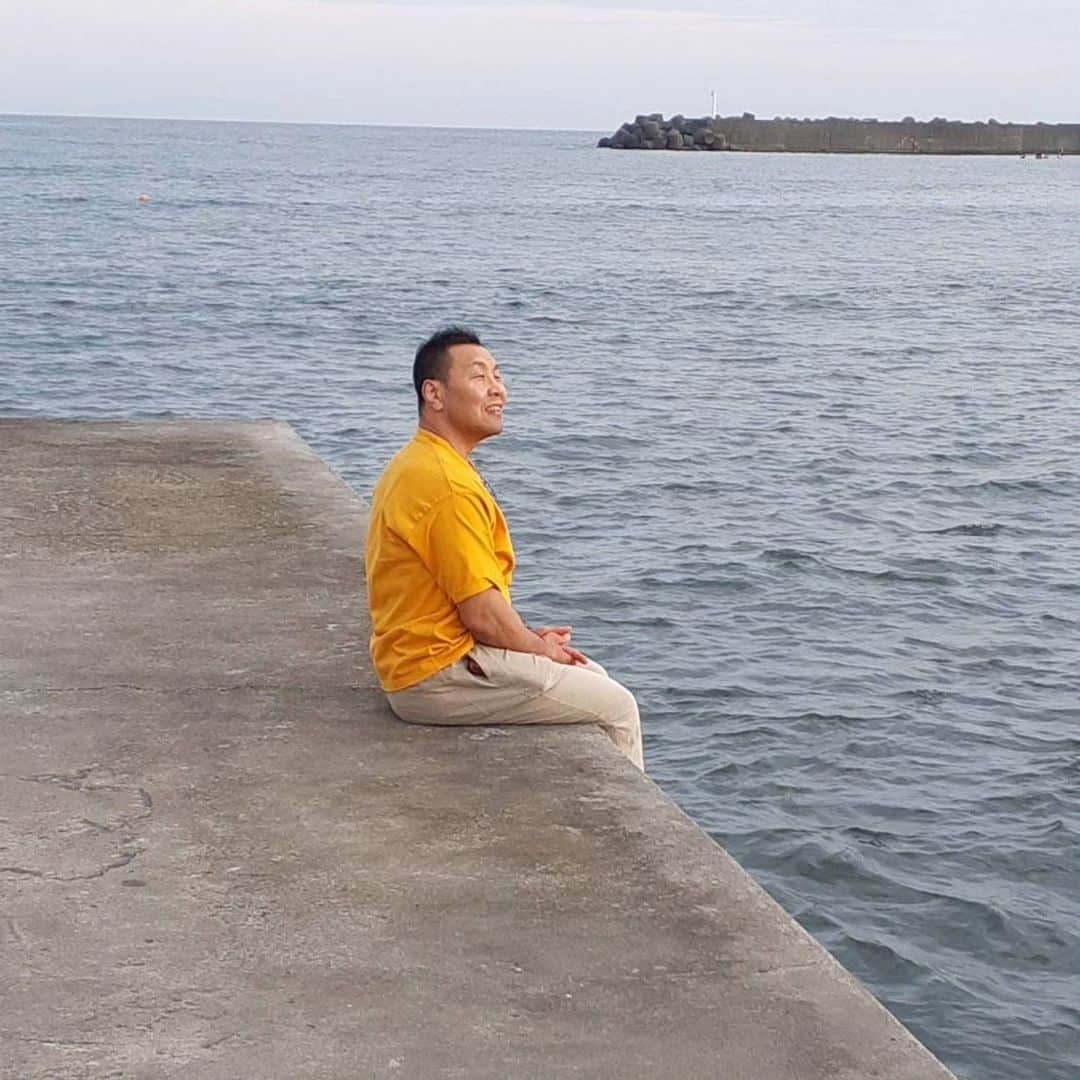 金原弘光のインスタグラム：「海🌊に行ったので、ついでにサザンビーチに行ってみたよ🎵 気持ち良かった🎵  #サザンビーチ」