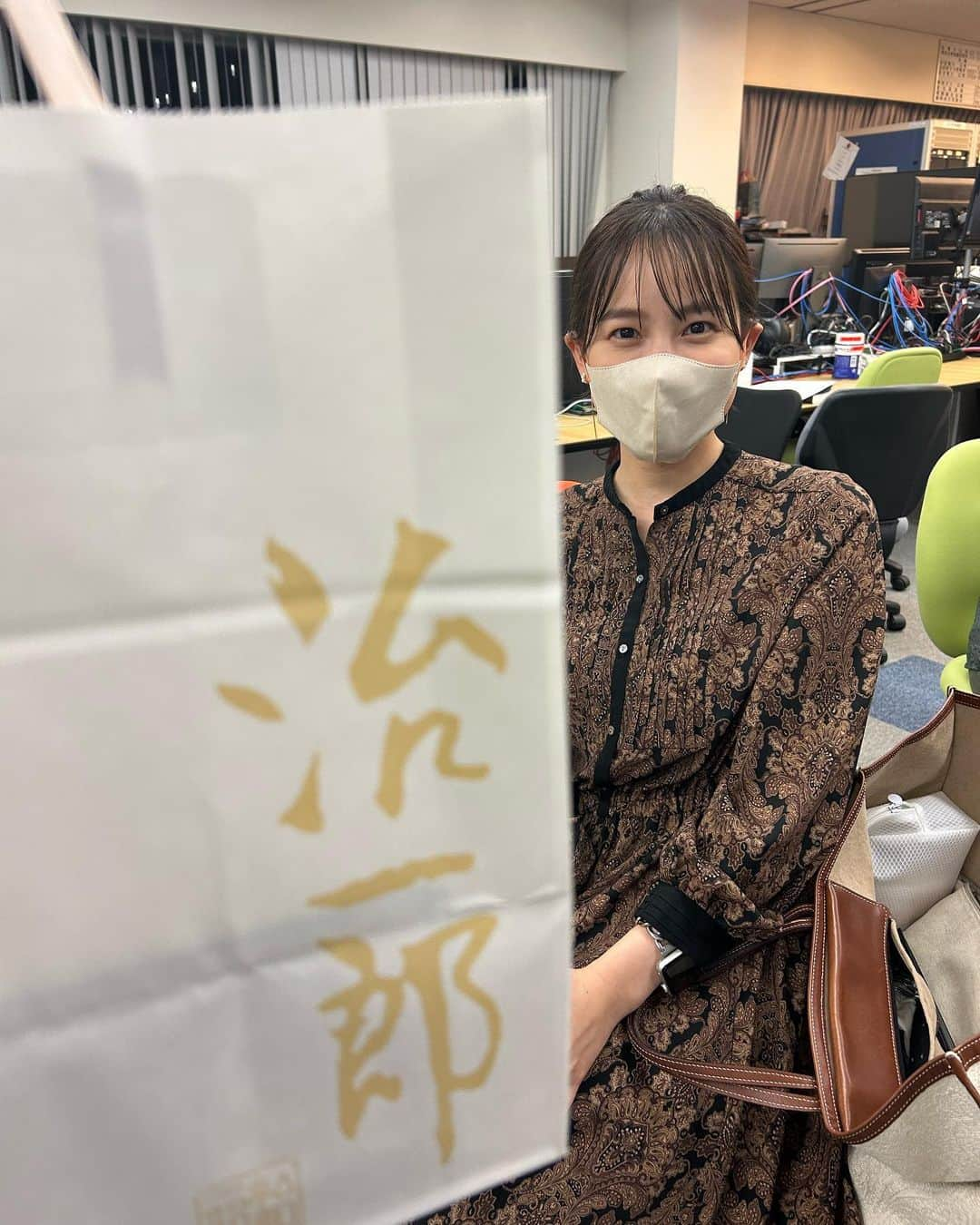 片山真人さんのインスタグラム写真 - (片山真人Instagram)「本日３６歳になりました！ みなさんお祝いやプレゼント、ありがとうございました。  私事ですが秋には父になるので、しっかりと妻を支え、より責任感をもって頑張ります！  今年も健康第一、ダイエットがテーマです。 ゴルフ頑張ります。  引き続き宜しくお願いします！！  #卯年 #スポパラ #静岡朝日テレビ #誕生日 #36歳」6月9日 22時36分 - katayamasato