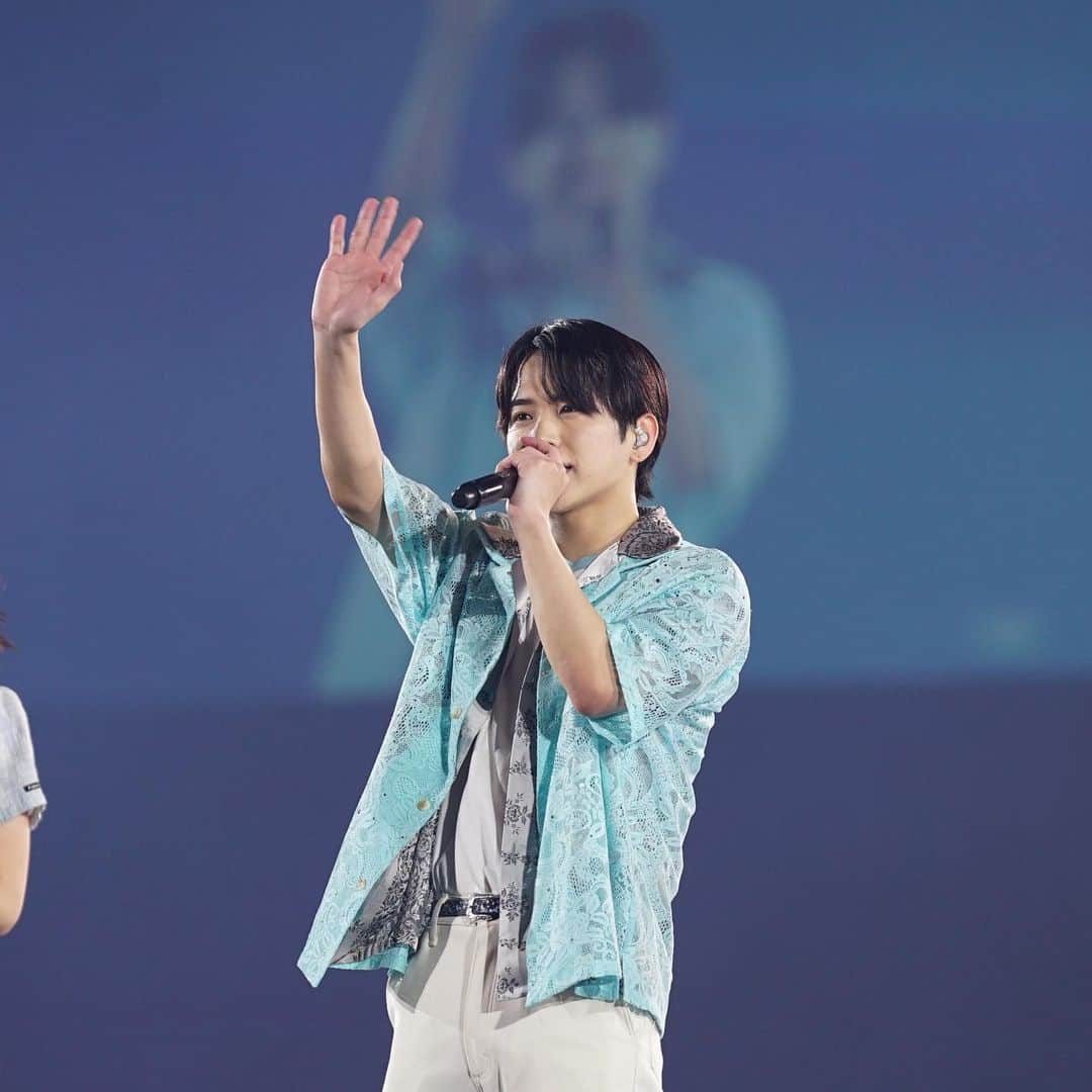 lolのインスタグラム：「『Da-iCE ARENA TOUR 2023 -SCENE-』 オープニングアクトで出演させていただいております！ 次は 7月1日、2日【愛知】日本ガイシホール 皆さんに楽しんで頂けるように全力で頑張ります！  そんな私たちですが、、  8月12日でデビュー8周年を迎えます！ 8周年を記念して、東京・大阪でライブ&トークイベントを開催！  * ⋆. ✨lol 8th Anniversary Party!!!✨ .⋆*  ただいまファンクラブ先行、チケット券売中！  ◆大阪公演 8月13日(日) 1部 開場15:00/開演15:30 2部 開場18:00/開演18:30  ◆東京公演 8月14日(月) 1部 開場15:00/開演15:30 2部 開場18:00/開演18:30  詳細はlolオフィシャルサイトまたはハイライトへ！  #lol #エルオーエル」