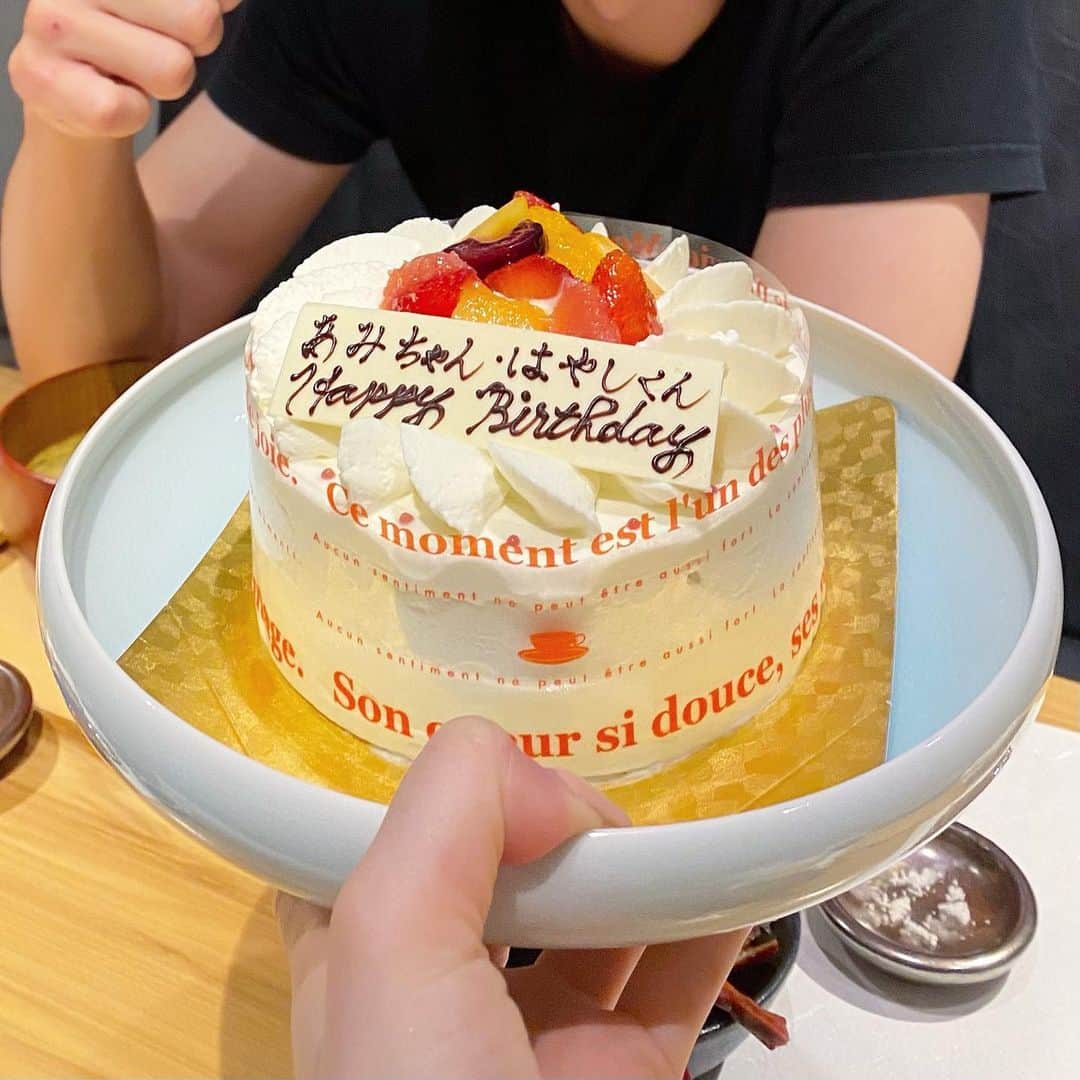 愛海さんのインスタグラム写真 - (愛海Instagram)「. . 今年の誕生日も幸せでした🤍🤍 お祝いしてくれたみんなありがとう🥲🫶🏻💗 . . #birthday」6月9日 23時00分 - 0607ami