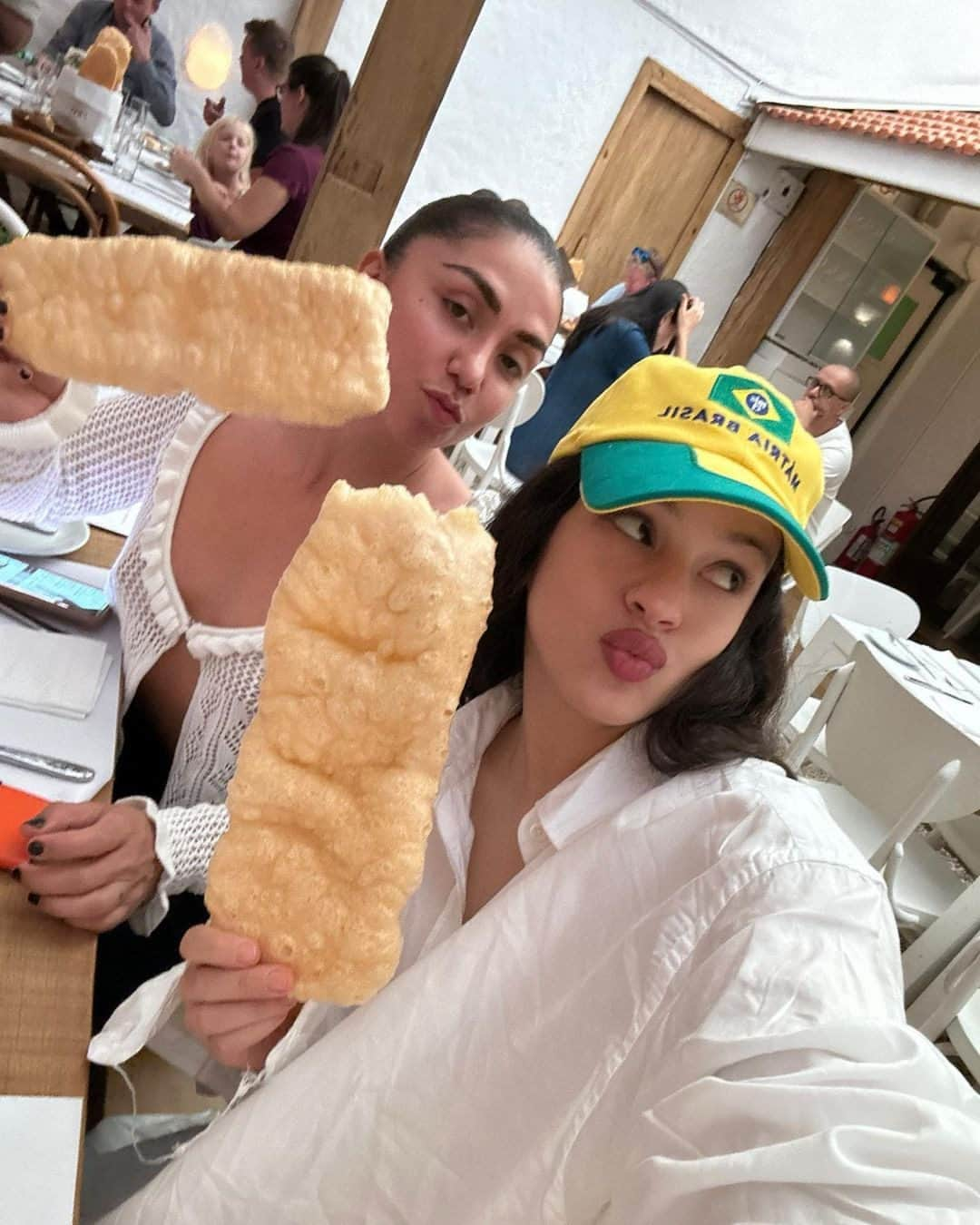 Vogue Parisさんのインスタグラム写真 - (Vogue ParisInstagram)「It’s brazilcore's turn to be this summer's hottest trend. Tina! Emily! Rosalia! Hailey! The ‘Made in Brazil’ colors of the Brazilian flag are taking over all the trendiest celebrities right now. Find out more via the link in our bio.  C'est au tour du "brazilcore" de s'imposer comme la tendance phare de cet été. Tina ! Emily ! Rosalia ! Hailey ! Les couleurs "made in Brazil" prennent corps sur toutes les célébrités du moment. Décryptage aux couleurs du drapeau dans le lien en biographie.  #brazilcore #trend #voguefrance」6月9日 23時01分 - voguefrance