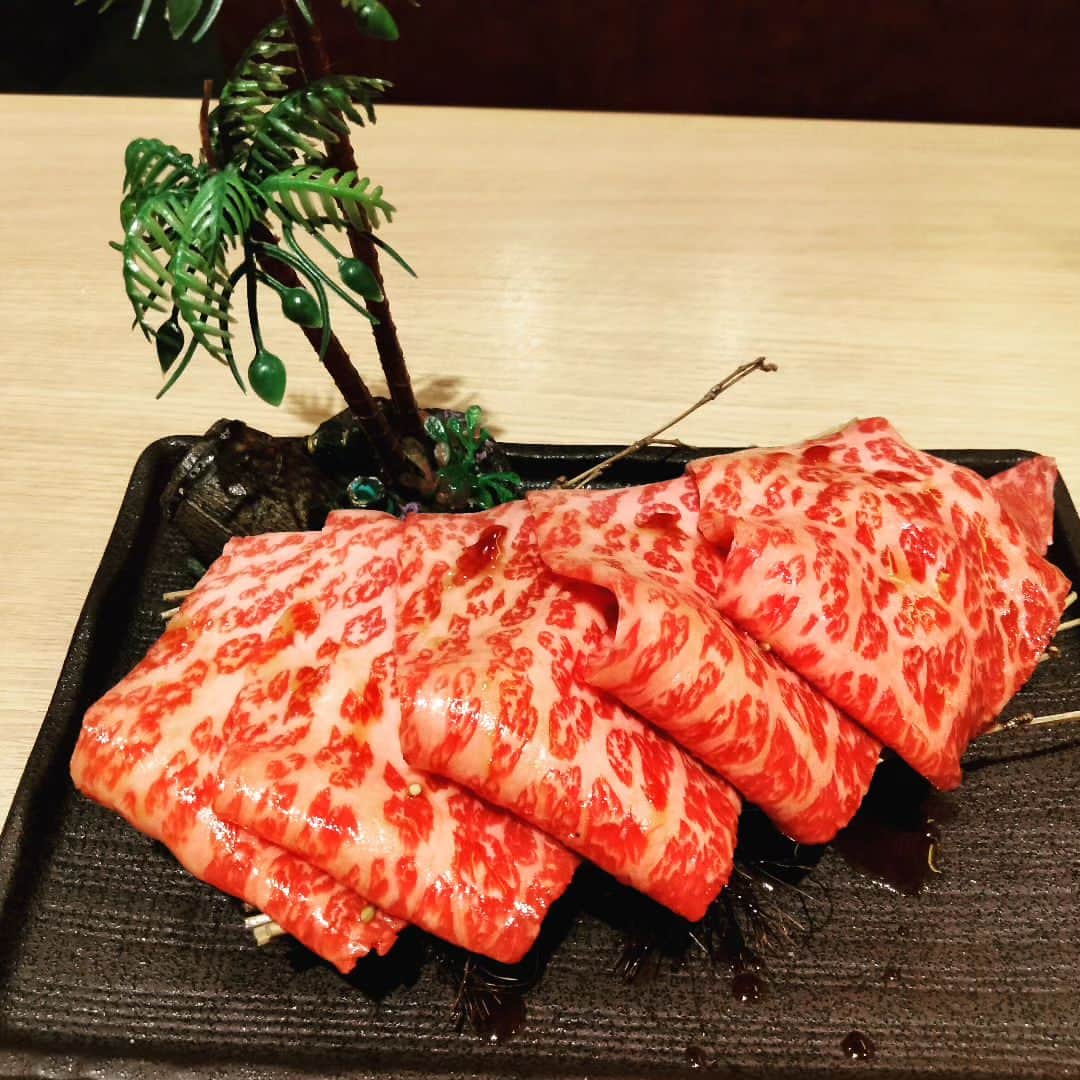 中森華子さんのインスタグラム写真 - (中森華子Instagram)「8秒ロース  #肉 #焼肉」6月9日 23時53分 - hanako121purej