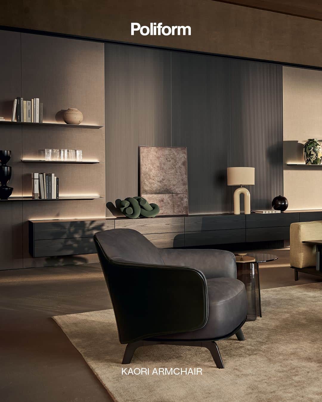 Poliform|Varennaのインスタグラム：「A living room that perfectly combines the architectural lines of the Brera sofa with the enveloping curves of the Kaori armchair. An ideal island of comfort. Discover more on the Poliform collection for the living area on poliform.com.  #poliform #design #madeinitaly #home #homedesign #livingroom #poliformhome #poliformnews #poliformnovelties #poliformnewcollection #poliformsofa #poliformlivingcollection #poliformbrera #brerasofa #poliformarmchair #poliformkaori #kaoriarmchair #poliforrmnewhome #poliformlyfestyle」