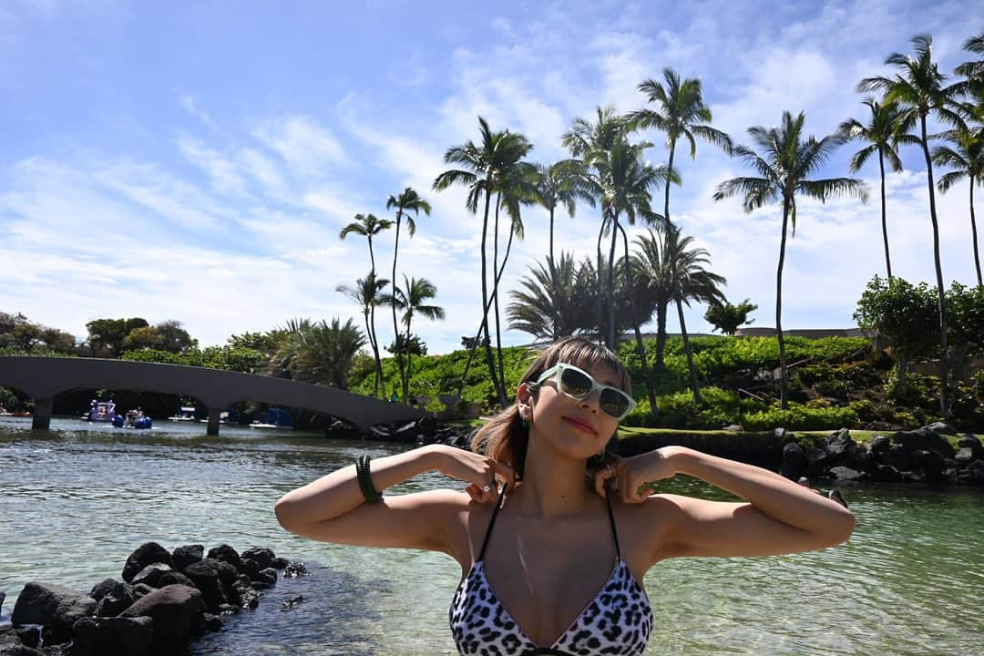 古賀あかねのインスタグラム：「妊娠26週のHawaii🤙🏾 いろんな人にcongratulations！ て言ってもらえた😊  今はこれよりもっとお腹ぱんぱん！」