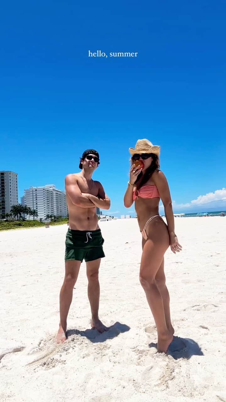 ヴェール・ゲンタのインスタグラム：「Dias de verano ☀️」