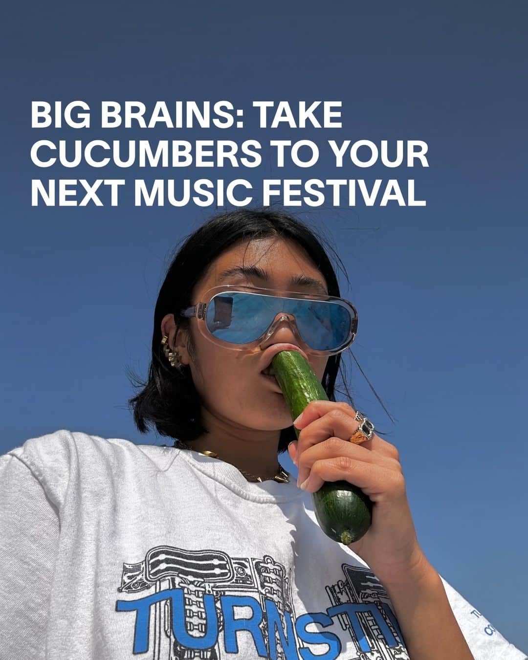 VICEさんのインスタグラム写真 - (VICEInstagram)「Festival tips are always welcome in our corner of the internet, and we have one for you: if you don't like being ripped off for bottled water, do what festival-goers in China have been doing and take a cucumber to stay hydrated. ⁠ ⁠ The tip comes from social media (like all the best tips), where someone recently posted a picture of a half-eaten cucumber captioned, “When going to a music festival, make sure to bring a cucumber.”⁠ ⁠ The argument is strong: cucumbers are known for their high water and electrolyte content, and perhaps most importantly, will bypass security at music festivals.⁠ ⁠ Also, cucumbers are really good for you. They may not completely counteract the traditionally unhealthy behavior that comes with the festival territory, but it's the thought that counts.⁠ ⁠ *This comment section is for more festival tips 🫂*」6月10日 1時02分 - vice