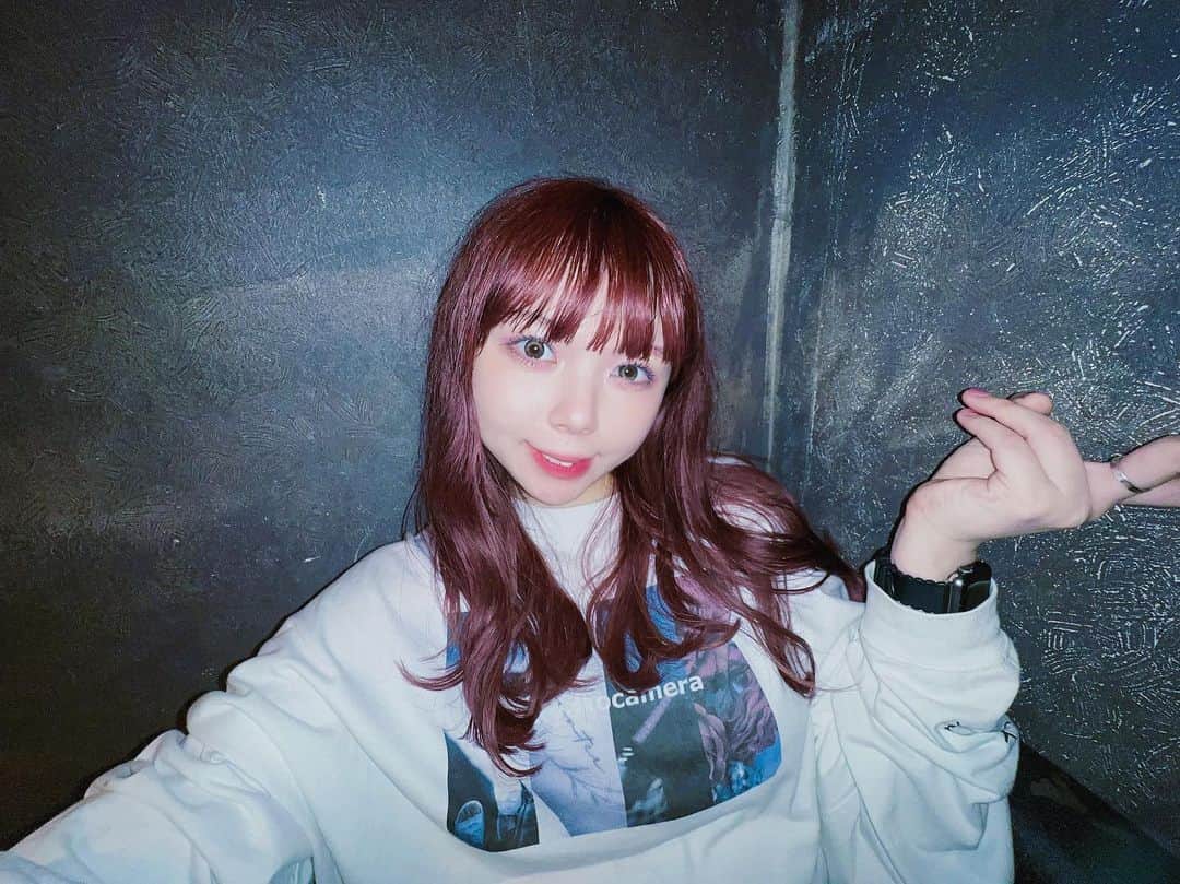 Ryokoのインスタグラム：「vs Gacharic Spin🥀🫀❤️‍🩹 | Red🥀 #me #selfie #japan #red #redhair #셀카 #셀피」