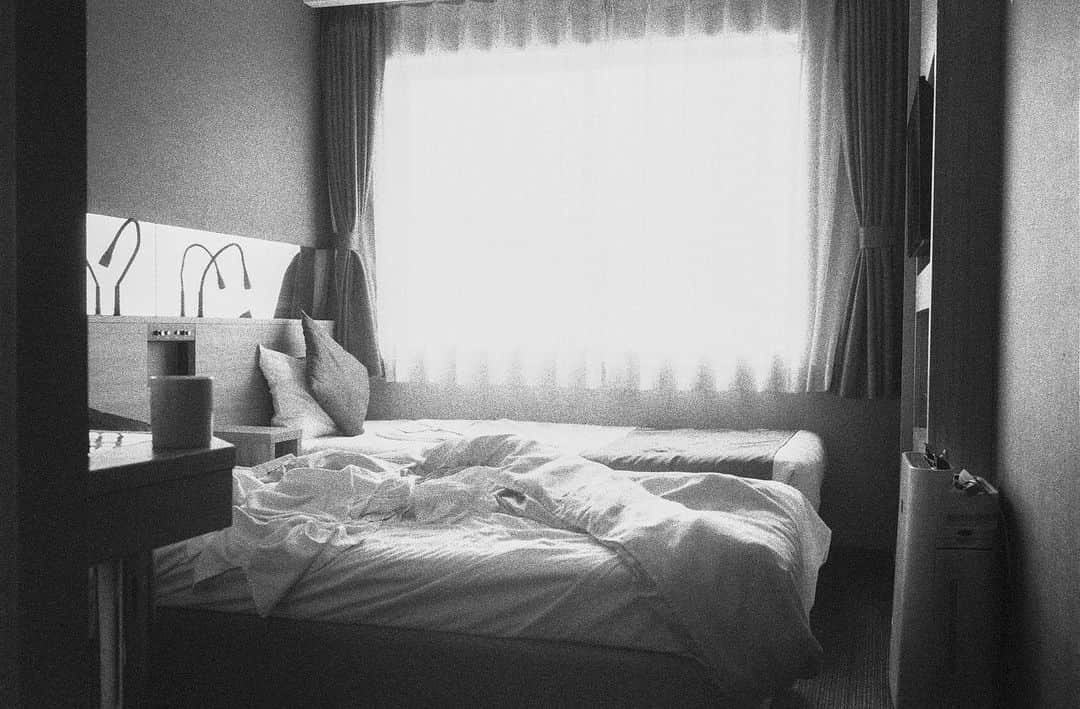 島田大介のインスタグラム：「afterimages  #daisukeshimadaphotograph #ilfordhp5」