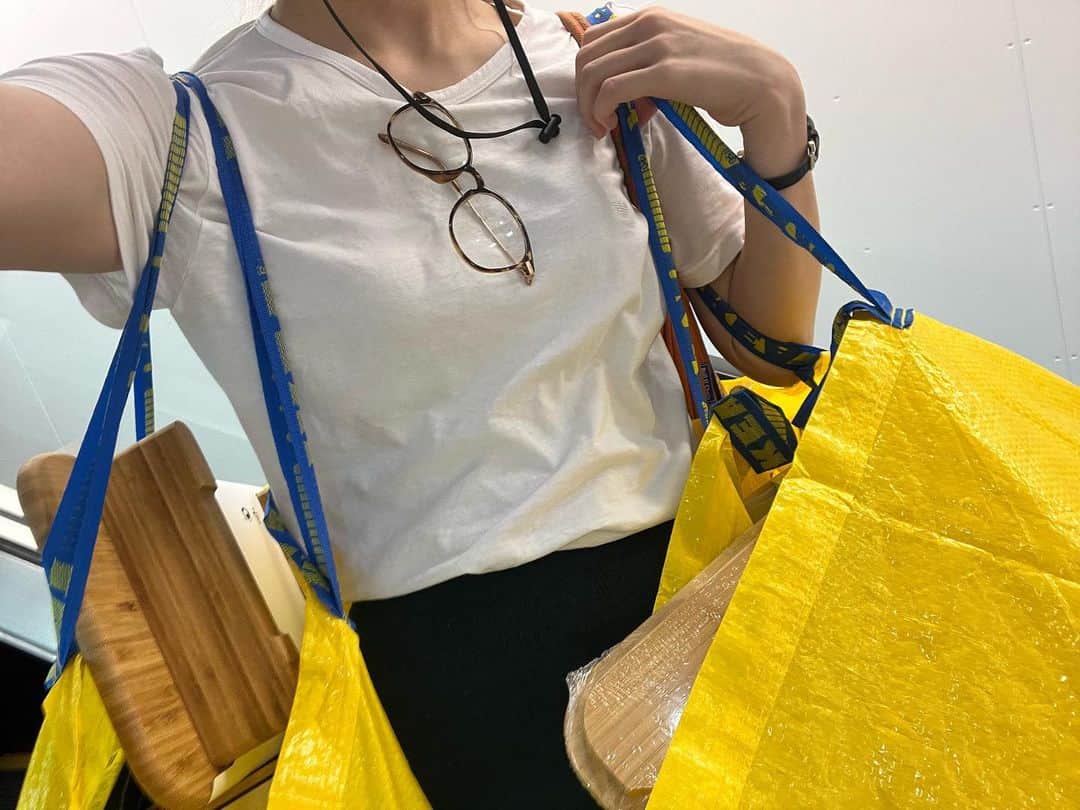 のインスタグラム：「おい肩ひきちぎれたぞ スケ一人でどうこうできる量ちゃう」