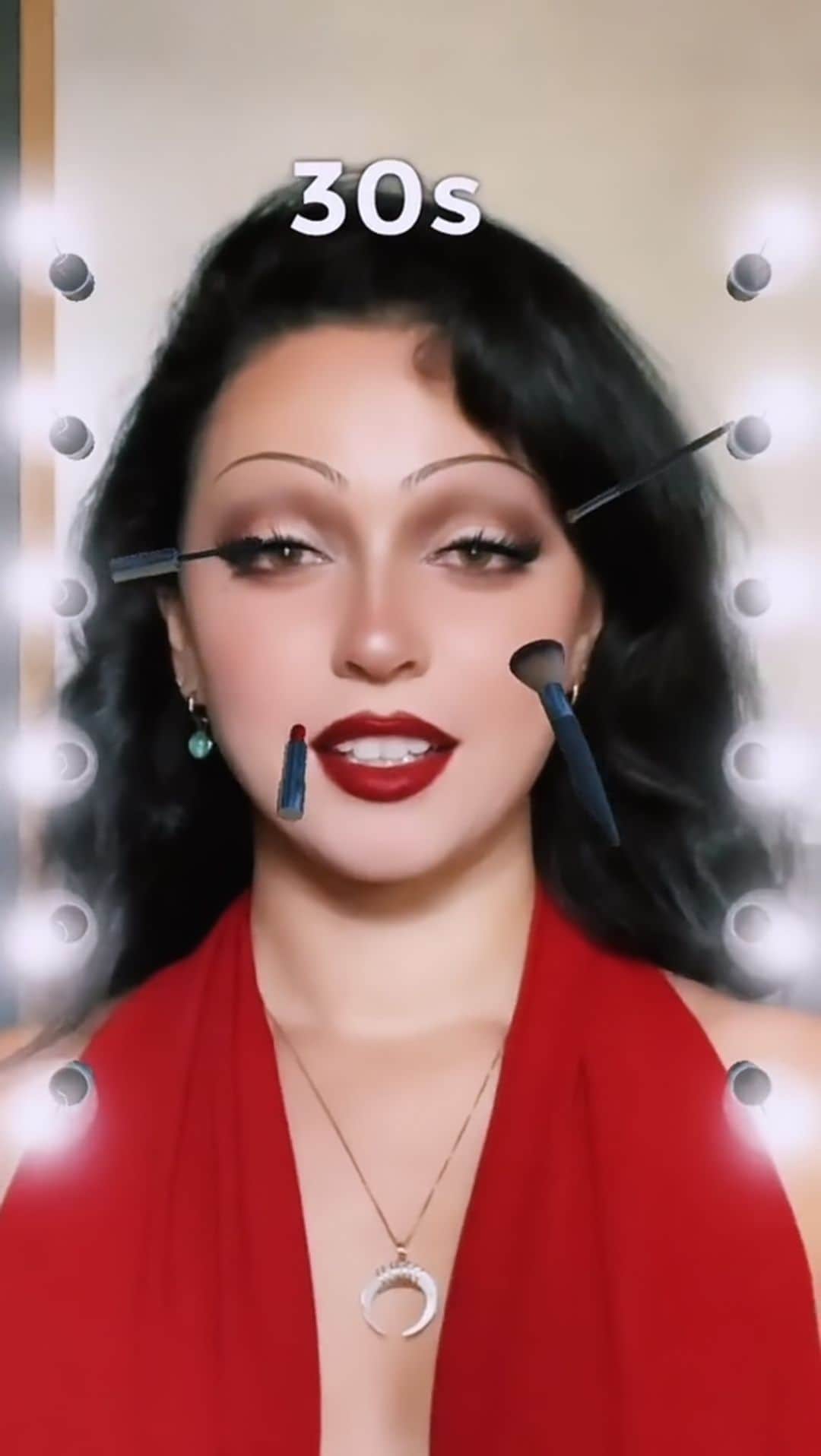 ジェシカ・ヴィルのインスタグラム：「This makeup filter takes you through the decades of Hollywood makeup! Which one do you think looks the best on me? I was reallyyyyy digging the 40s! #vintage #makeup #throughtheyears」