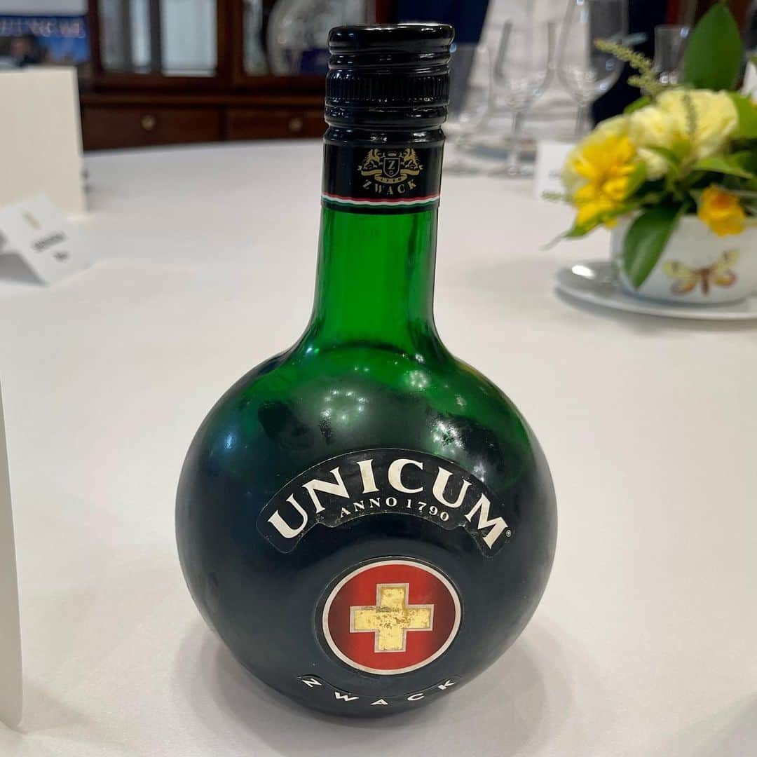 木原稔さんのインスタグラム写真 - (木原稔Instagram)「UNICUM（ウニクム）ハンガリーの国民的な健康酒。天然ハーブとスパイスが効いてました。度数の高い（40度）養命酒のような感じ。」6月10日 7時20分 - kiharaminoru