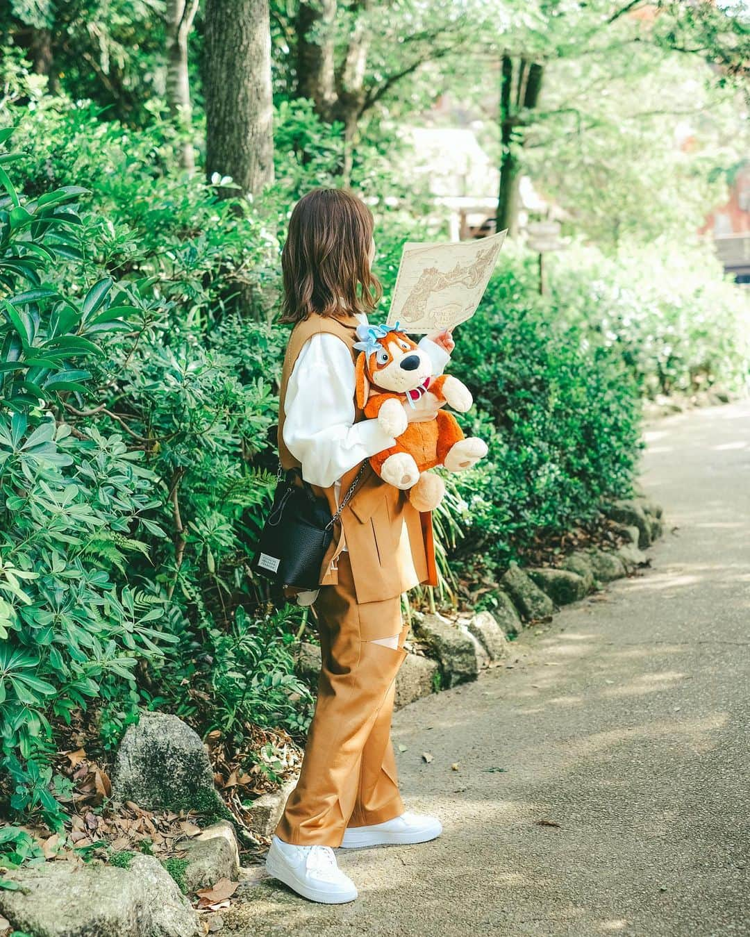 戸島花さんのインスタグラム写真 - (戸島花Instagram)「🗺️🌳🐶   @wasabi_photo01 がTwitterにたくさん載せてくれているので私はこちらに😙 静止画の自分好きじゃないし昔から写真大の苦手なんだけど、 @wasabi_photo01 が撮ってくれた私のことは好きになれました🥺  #ディズニーランド #disneyland #ピーターパン #ナナ #トムソーヤ島」6月10日 8時27分 - tojima_hana