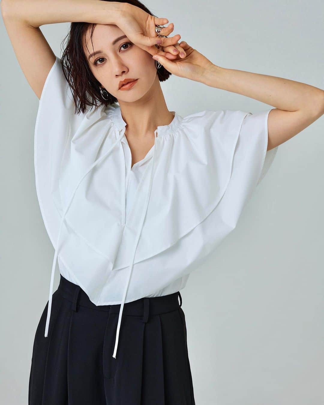 のインスタグラム：「@rasw_official   Photo @hissystudio  Hair&Make @iamyoshie123   #2023ss #rasw」