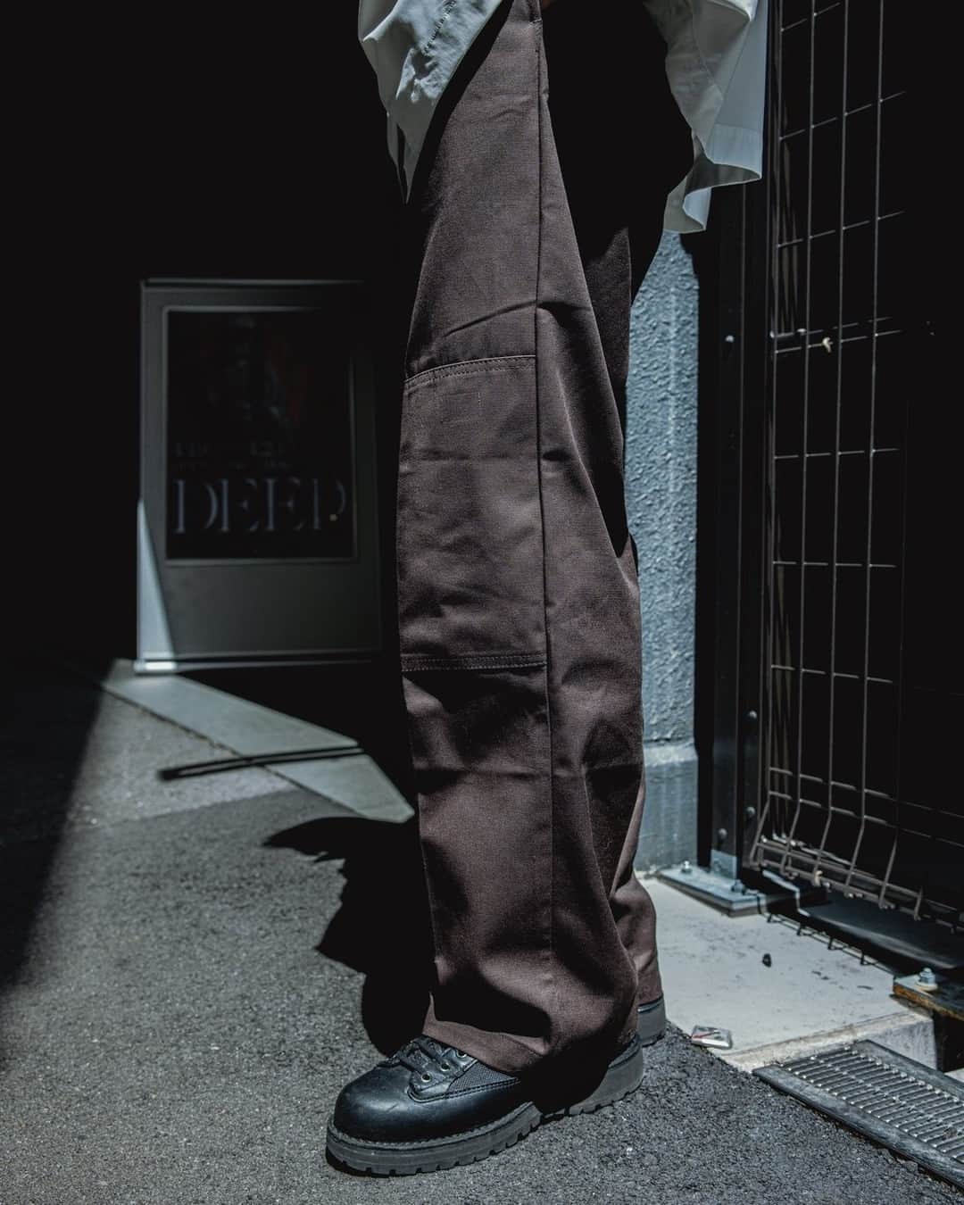 Fashionsnap.comさんのインスタグラム写真 - (Fashionsnap.comInstagram)「Name: 野々垣瑠成⁠ Age: 29⁠ ⁠ Outer #NHOOLYWOOD⁠ Tops #NHOOLYWOOD⁠ Pants #Dickies⁠ Bag #NHOOLYWOOD⁠ Shoes #Danner⁠ Eyewear #10eyevan⁠ ⁠ Photo by @iam_____riku⁠ ⁠ #スナップ_fs #fashionsnap #fashionsnap_women⁠」6月10日 10時00分 - fashionsnapcom