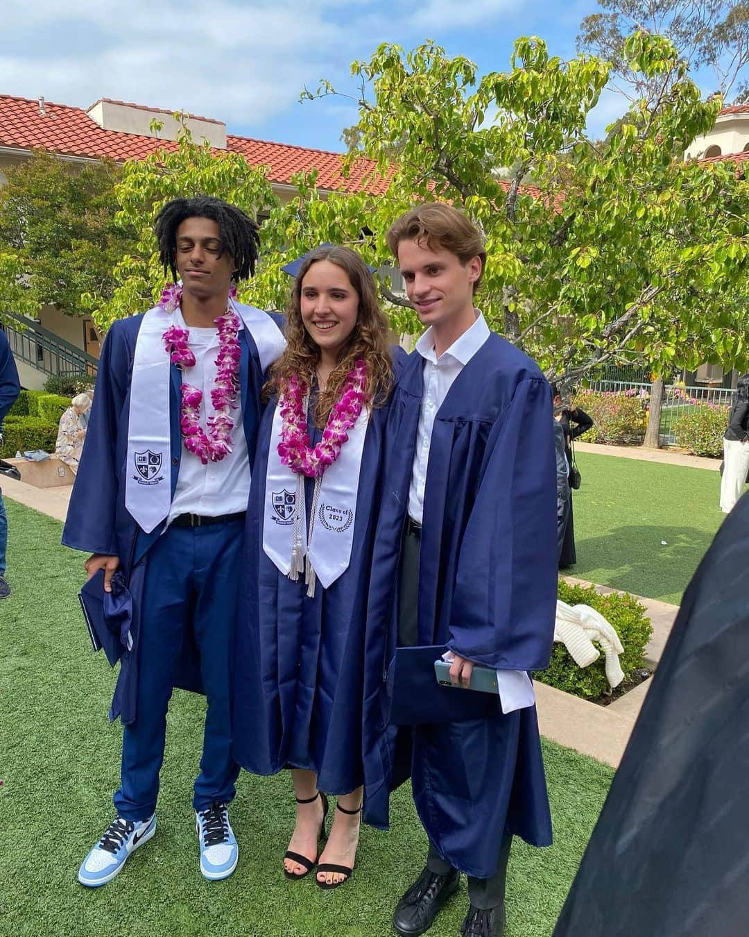 カミール・グラマーさんのインスタグラム写真 - (カミール・グラマーInstagram)「Congratulations to my son, Jude Grammer, upon his graduation from Pacifica Christian HS! @pacificasantamonica Well done Jude!🎓 So proud of you! I Love you! Pacifica Christian is a wonderful Highschool. My husband and I have been very impressed with this great school in the heart of Santa Monica.  #pacificasantamonica #graduation」6月10日 10時32分 - therealcamille