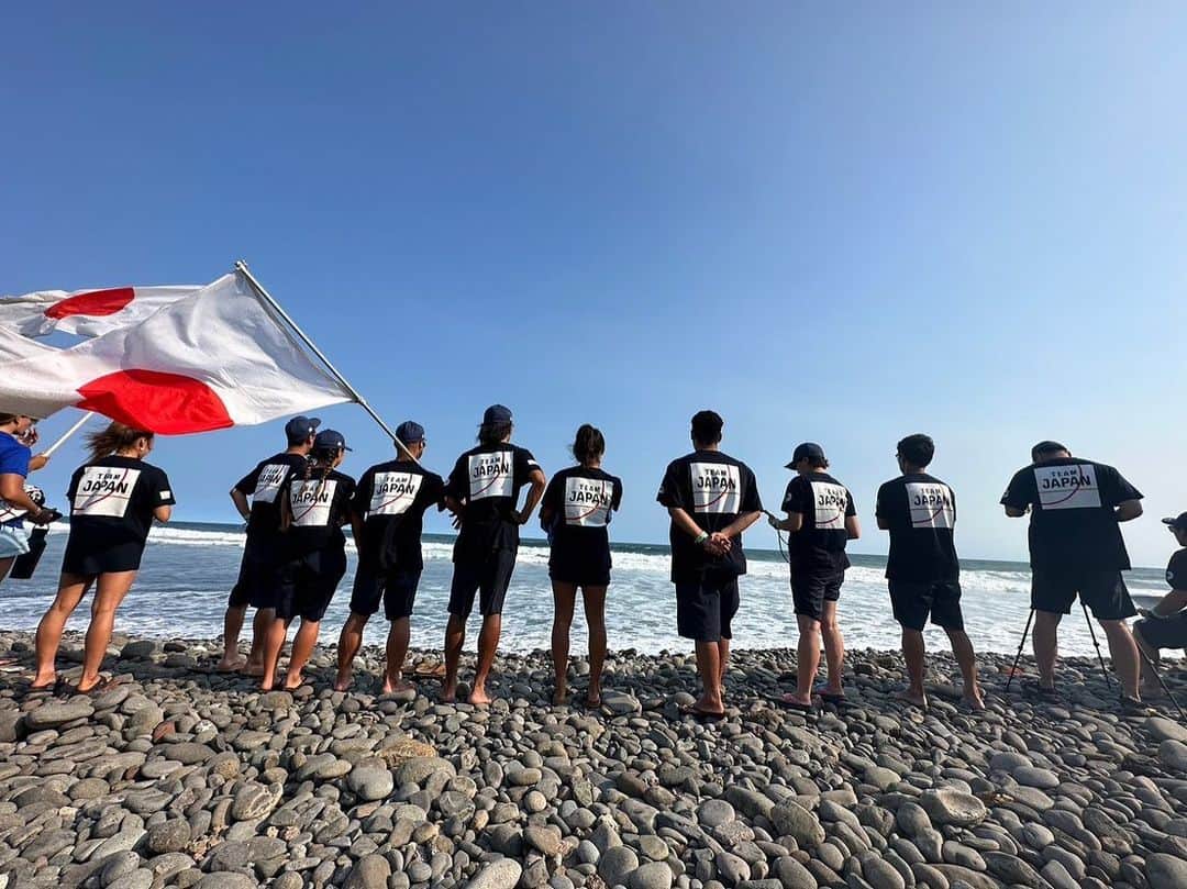 稲葉玲王さんのインスタグラム写真 - (稲葉玲王Instagram)「@isasurfing World Surfing Games El Salvador🇸🇻  団体4位 個人は8位でした。 自力でオリンピック出場権を掴む事が出来ず悔しい結果になりましたが、 @naminori_japan コーチ陣、サポートスタッフ、最高なチーム🇯🇵で試合に挑めて楽しかったです。 夜遅い時間まで応援ありがとうございました🙏」6月10日 10時55分 - reoinaba_mobb