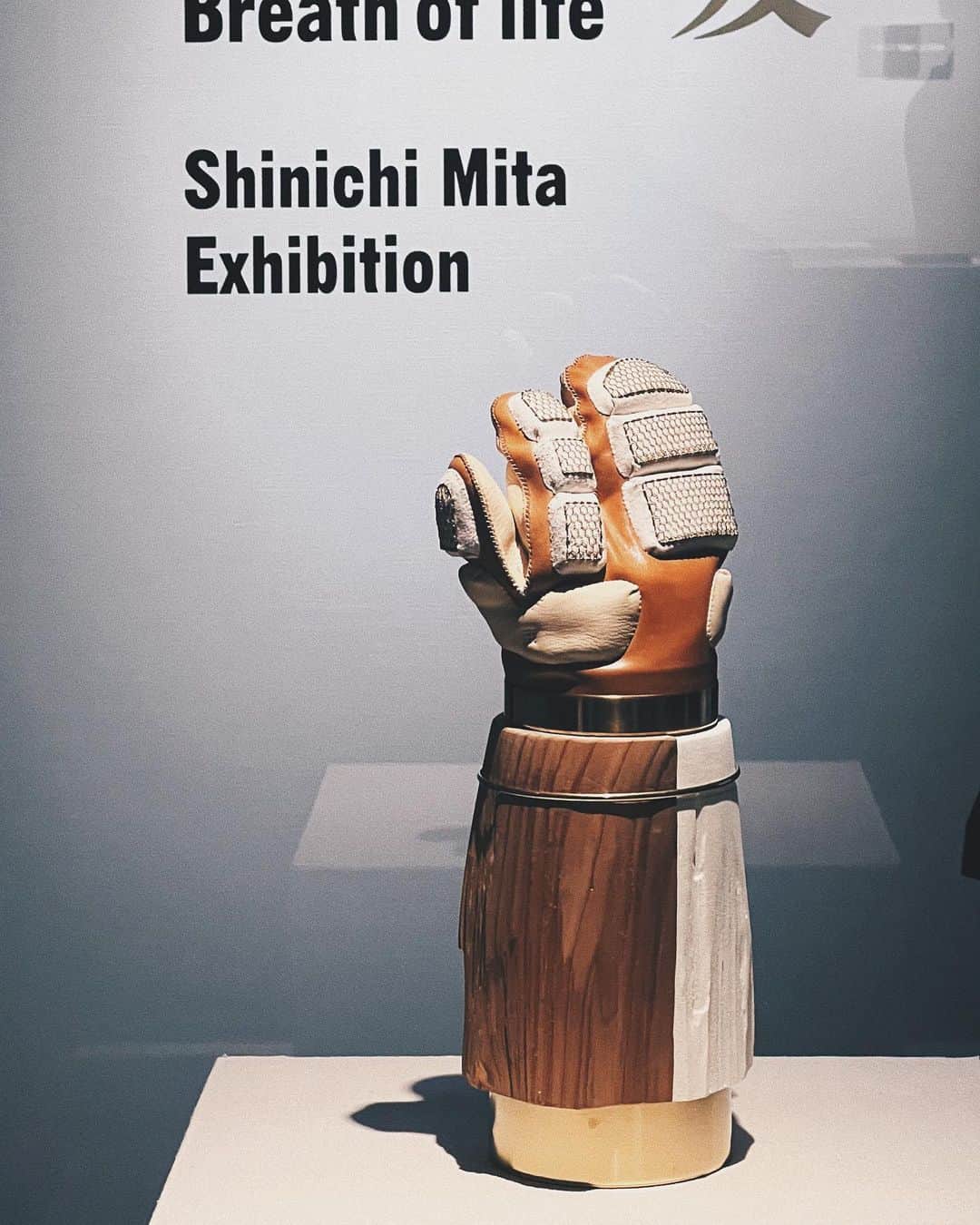 田中裕介のインスタグラム：「🛸 三田真一展 in-Spire Breath of life-呼吸 面白かった！ そして参加している作家の皆さんが なんだかとっても楽しそうだったのが良かったです。」