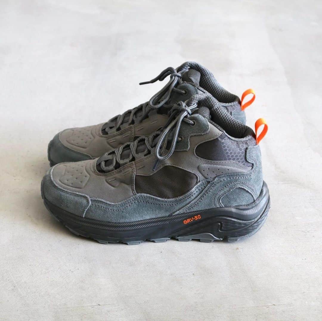 のインスタグラム：「_ 【limited】#10倍PT対象商品!! FreshService × HI-TEC /フレッシュサービス × ハイテック "FS Hi-TEC/EASTEND WP" ¥ 19,800- _ 〈onlin store / @digital_mountain〉 https://www.digital-mountain.net _  【オンラインストア#DigitalMountain へのご注文】 *24時間受付 *14時までのご注文で即日発送 *1万円以上ご購入で送料無料/ tel：084-973-8204  _ We can send your order overseas. Ordering procedure details can be found here. >>http://www.digital-mountain.net/html/page56.html  _ #FreshService  #HITEC #フレッシュサービス  #ハイテック _ 実店舗：#WonderMountain  〒720-0043  広島県福山市船町2-23 JR 「#福山駅」より徒歩10分 #ワンダーマウンテン #japan #hiroshima #福山 #福山市 #尾道 #倉敷 #鞆の浦 近く _ WOMEN/GOODS： @hacbywondermountain _」