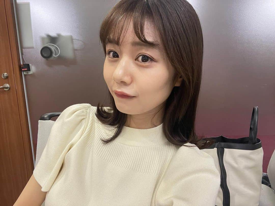 杉浦みずきさんのインスタグラム写真 - (杉浦みずきInstagram)「. 肌調子よかったから ノーマルカメラで撮った🥰 わたし美意識の波すっごいんだけど、 今はある方、笑笑  @unelimit_hana さんに 初めて炭酸ガスパックカーボキシーやってもらった✨  @unelimit_official」6月10日 21時30分 - mizuki_sugiura