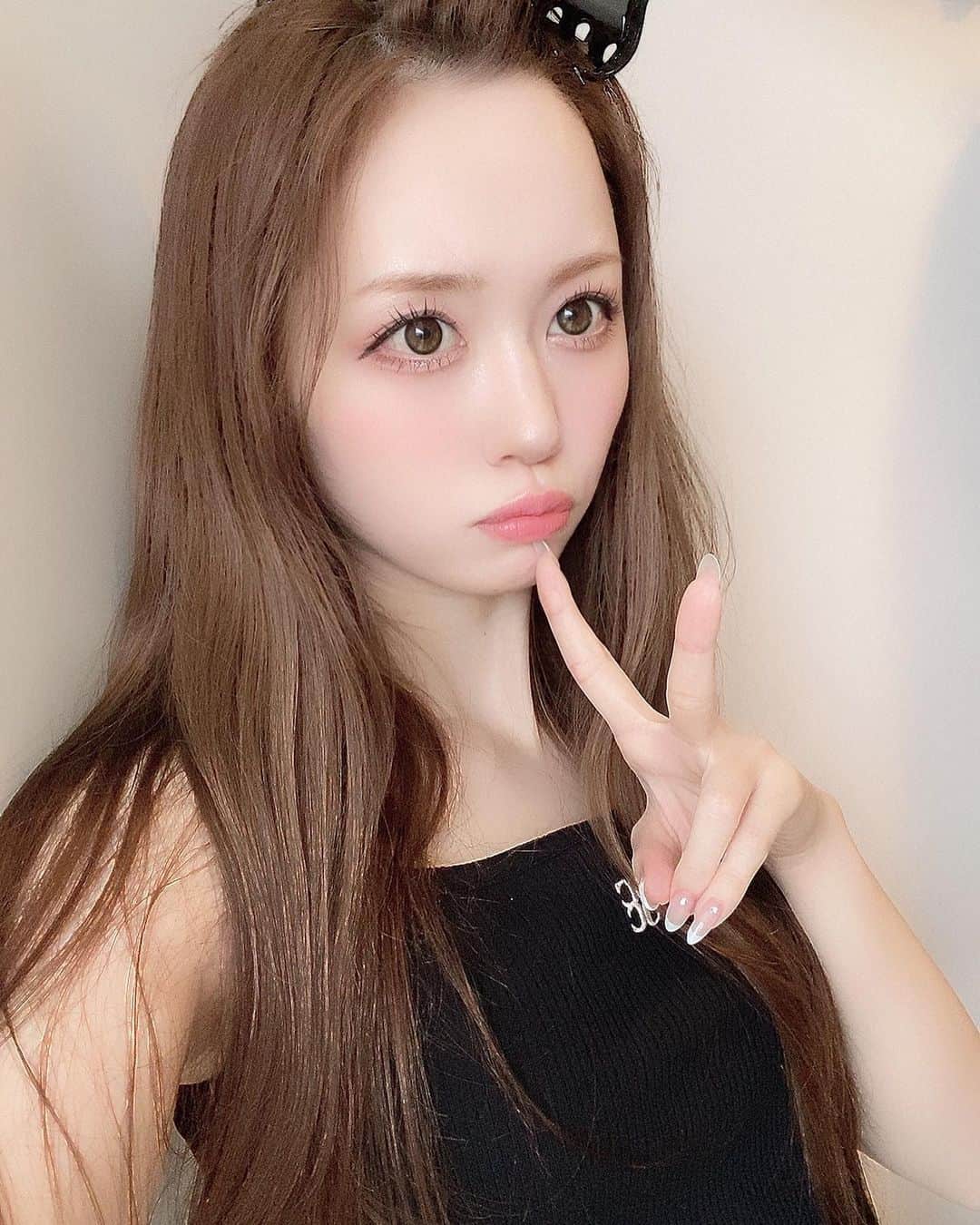 のインスタグラム：「でこ。」