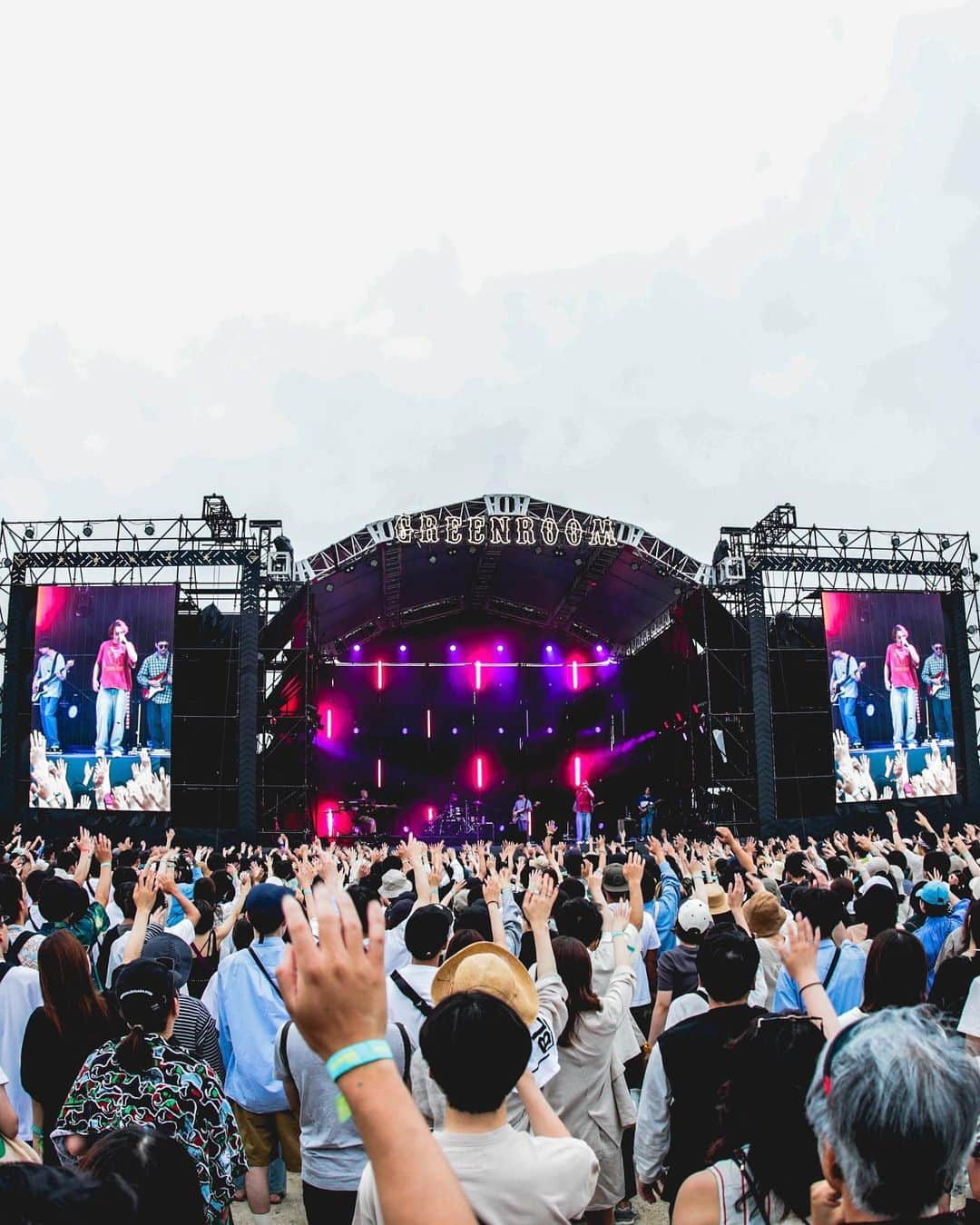 JQさんのインスタグラム写真 - (JQInstagram)「GREENROOM BEACHʼ23   #nulbarich #ナルバリッチ #greenroombeach #live @nulbarich_official  @greenroombeach @mrjeremyquartus  @yamazakitkr  @kent.aro_gram  @tkysbass  #サトウカツシロ #今村慎太郎  ©︎GREENROOM BEACH」6月10日 21時39分 - mrjeremyquartus