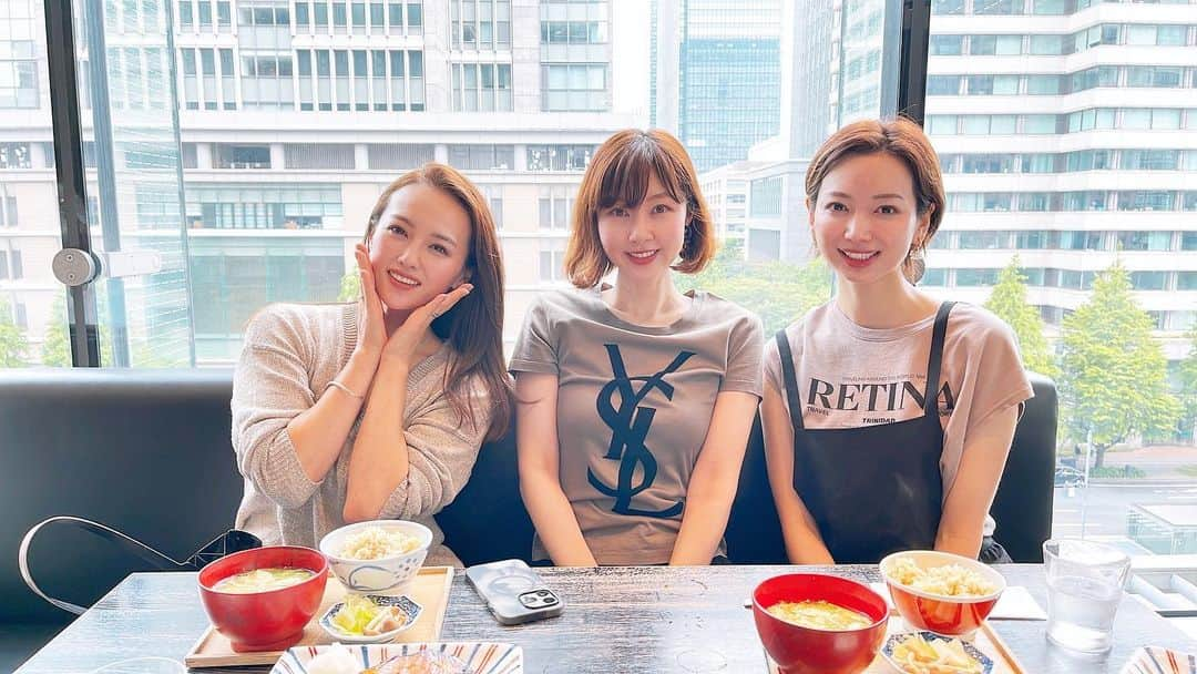 相沢礼子さんのインスタグラム写真 - (相沢礼子Instagram)「久々に会えて嬉しかった♡ 酢重のサーモン定食美味しかったね^ ^  #friends  #photooftheday  #lunch  #新丸ビル」6月10日 21時59分 - reikoaizawa828