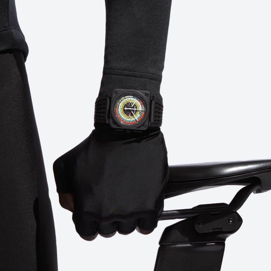 ベル&ロスのインスタグラム：「The perfect companion for a bike ride, a quick run or the racetrack. The BR 03-94 Multimeter comes with a perforated black rubber strap allowing breathability during high performance activities. Discover more via the link in our bio. #bellross #timeinstruments #BR0394」