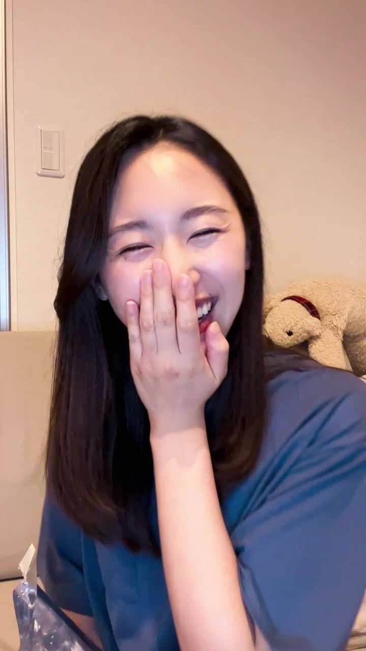 三輪晴香のインスタグラム：「今日もみんなといっぱい笑えたこの時間が幸せで仕方ない🥰 ありがとうございます🌼 オリジナルグッズ受注販売6/16〜6/25に決定しました！ 楽しみにしててね🤍」