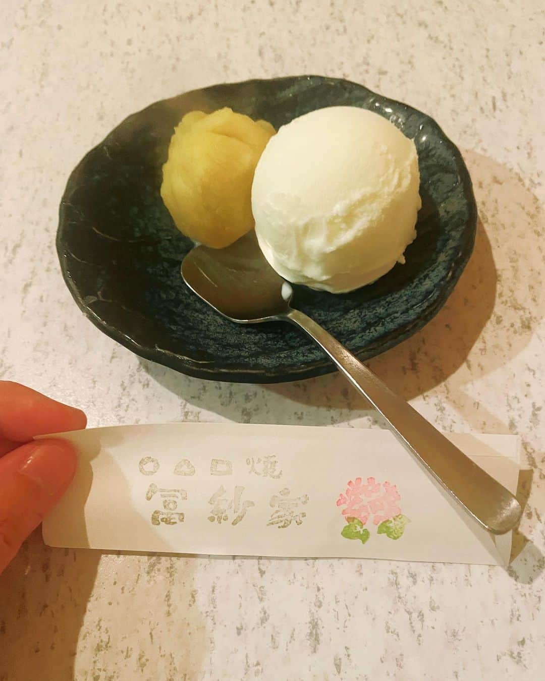 市井紗耶香さんのインスタグラム写真 - (市井紗耶香Instagram)「二十数年振りに『冨紗家』に来れたよ〜！ やっっっと念願かなってのふさや😭💕  お好み焼きはもちろんデザートの 芋っ子アイス🍨も健在 あぁ美味しかった…🥺  お店の皆さんも覚えていてくれて 嬉しかったな。たくさんのやさしさを ありがとうございます☺️ また食べに帰るからね〜♡  #大阪グルメ #モダン焼き #お好み焼き #冨紗家 #懐かしい #思い出の味 #大阪コンサートの後は必ず冨紗家 #たくさんの愛 #感謝 #市井紗耶香」6月10日 15時05分 - sayakaichii