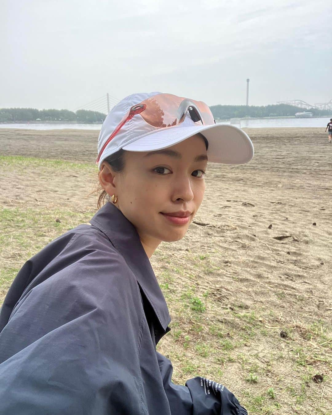 吉田麻衣子のインスタグラム：「🌊🏃‍♀️」