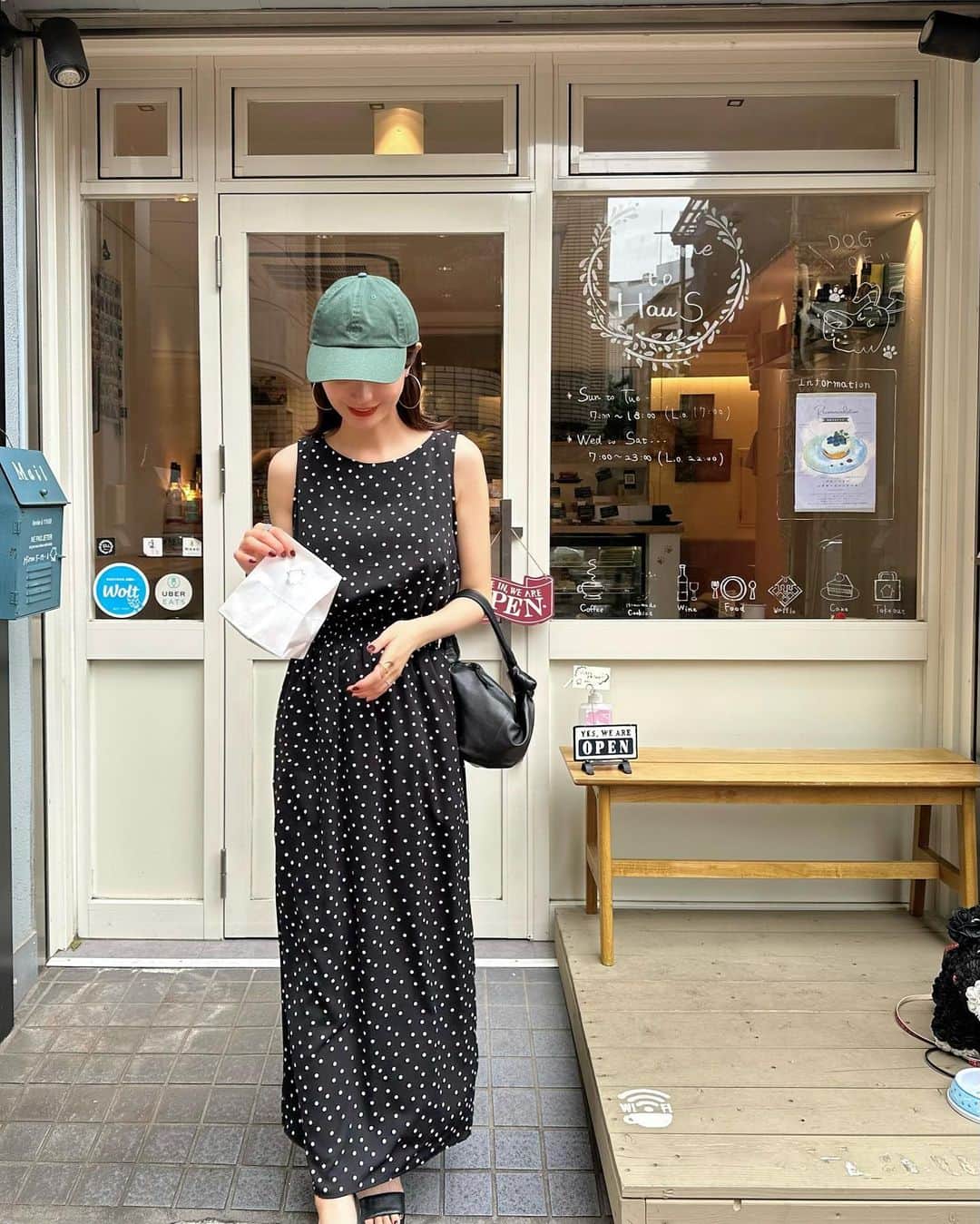 金城ゆきさんのインスタグラム写真 - (金城ゆきInstagram)「気になってた @haus_bake_cafe でグルテンフリーのケーキを買いに🥧♥  小麦粉控えるようになってから身体の調子がいいんです🙋‍♀️(たまにのラーメンはご褒美です🍜)  お洋服は蒸し暑い時期にぴったりのさらっと着れる  @norc.jp のワンピース👗 zozotownでクーポンも出てました♥  #coordinate#ootd#outfit#fashion#cafe#norc#コーディネート #ノーク」6月10日 16時58分 - yukikaneshiro