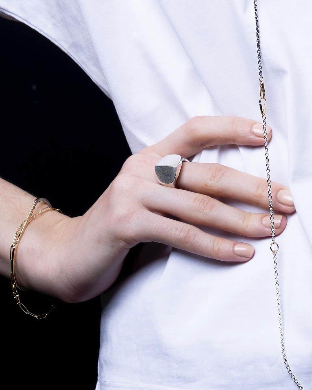 Hirotaka Jewelryのインスタグラム：「"EQUINOX”- PYRAMID RING #hirotakajewelry」
