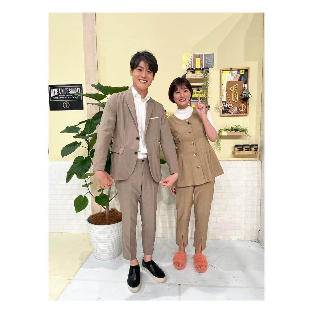 徳島えりかさんのインスタグラム写真 - (徳島えりかInstagram)「* 先週はベストベージュニストでした🌟 @kawade_natsumi 命名😂 ⁡ 明日もよろしくお願い致します☝🏻 #シューイチ ⁡ #上重さん、なんと #トクサンTV でてます🫢 #PL時代の話は何度聞いてもおもしろい⚾️ #上重さんはインスタ放置ぎみなので #せっかくなので私が告知しておきます笑」6月10日 17時54分 - tokushima_erika