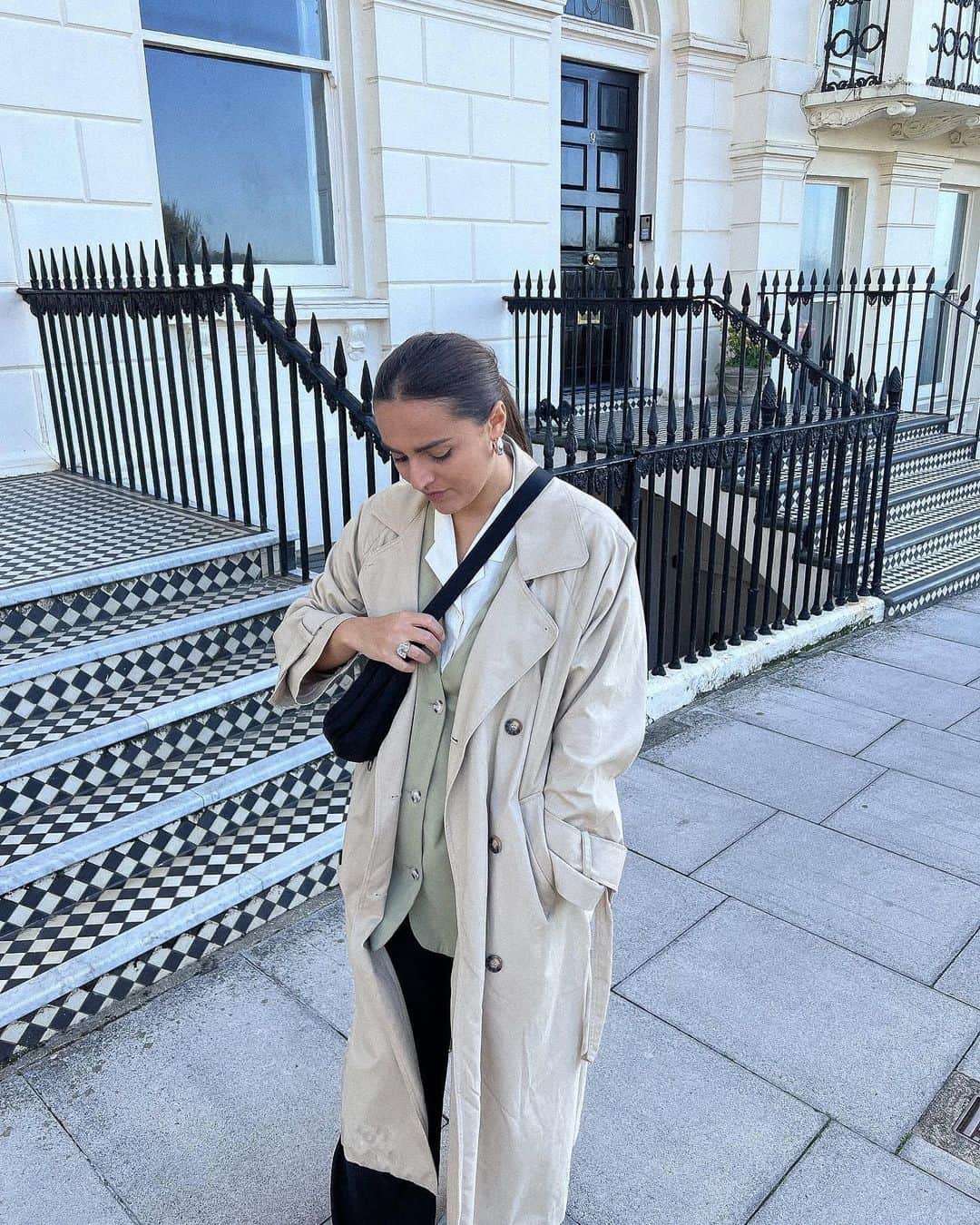 モンキさんのインスタグラム写真 - (モンキInstagram)「No one embraces the art of summer layers like you 😍🍓  #MonkiStyle by: @chloehayward_, @jessjepson_, @katiehoylee, @helnbelle & @izabellalily」6月10日 18時00分 - monki