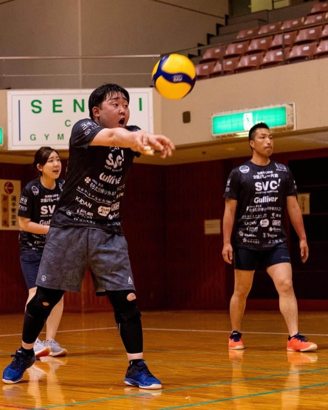 佐藤あり紗さんのインスタグラム写真 - (佐藤あり紗Instagram)「2023.5.27 . . 🏐佐藤あり紗2個バレーボール大会 in仙台🏐 大会を一緒に盛り上げてくださるスポンサーのみなたん❤️ . ❤️SVC!  @svc__group  . 🔋日本エコライフ . 🚘Gulliver @gulliver_minamisendai  . 💉医療法人 豊生会むらた日帰り外科手術クリニック . 🏨🍓仙台ターミナルビル(株)  @spalsendai  @hotelmetropolitansendai  @stbl_fruitfarm  . 🏠深松組  . 🐮牛タン炭火利久　@rikyu_sendaieki  . 🍺株式会社ノムタベル @skt_arata @iki_iki.r @kurukurupaamachiyan @iroriyaki.sumirechan @maji_magicalcook  . 🐮司 . 🦅焼助 @yakisuke.official  @yakisuke_kokubuncho  . 🚘KADAN . 👷‍♂️LIGHT @light_seon  . 🦷あやし眼科クリニック @ayashigeleven  . 🚘空気の洗車屋さん @kuuki_nosenshayasan  . ⚽️ヴォスクオーレ仙台 @voscuore_sendai  . 🔧elevn . ⛩榴岡天満宮 @tsutsujigaoka_tenmangu  . 🏠株式会社佐元 @samoto1914  . 🍫Meiji  . ♨️夢実の国 . 🦀スギヨ @kanikama_sugiyo_official  . 👕TRES @tres_volleyball  . ⛩️石巻金藏寺 . 🍜麺匠一丞 @mensho_ichijo  . 🍽こだまのどら焼き @kodamadorayaki  . 👨‍🔧Lincronova @nagano_president  . 🍴HACHI @hachi.1979  . 💉たじー @taji1_2_3  . 👷‍♂️誠晃興業 @yuya7912  . 👂加茂耳鼻咽喉科 . 🔩トーアス販売  @n.fumi0327  . 🍅La fata @lafatafarm  . 🏠山一地所 . 🍺ほかぞの @nomidocoro_hokazono45  . ☕️ほの香  @honokacoffee.inc  . 🍽登喜和 @tokiwasoba  . 💄Balilaxe   @bali_laxe  . 💪🏻KATSUYAMA @shozankancocoil   ☎️NTT東日本 @ntteastofficial  . 🔋山形パナソニック @yamagatapanasonic  . 🏐TEAM i @teami_girls  . ⛽️サーラエナジー株式会社 . 🏐清健堂  . 🥃BARRACK LIFE @barracklife  . 🚘GTAUTO @g.t.auto  . 👨‍⚕️たいよう接骨院  . 🍱あめいろ食堂 . 🦷こうま駅前デンタルクリニック . 🥮Riyan @riyancrepe  . 🍰you &g @you_and_g.official  . . #佐藤あり紗スポンサー #仙台発祥　 #佐藤あり紗2個バレーボール大会スポンサー #宮城県盛り上げたい　#仙台盛り上げたい #スポンサー　#参加者募集中 #佐藤あり紗 #あり紗組」6月10日 18時40分 - arisa_chu