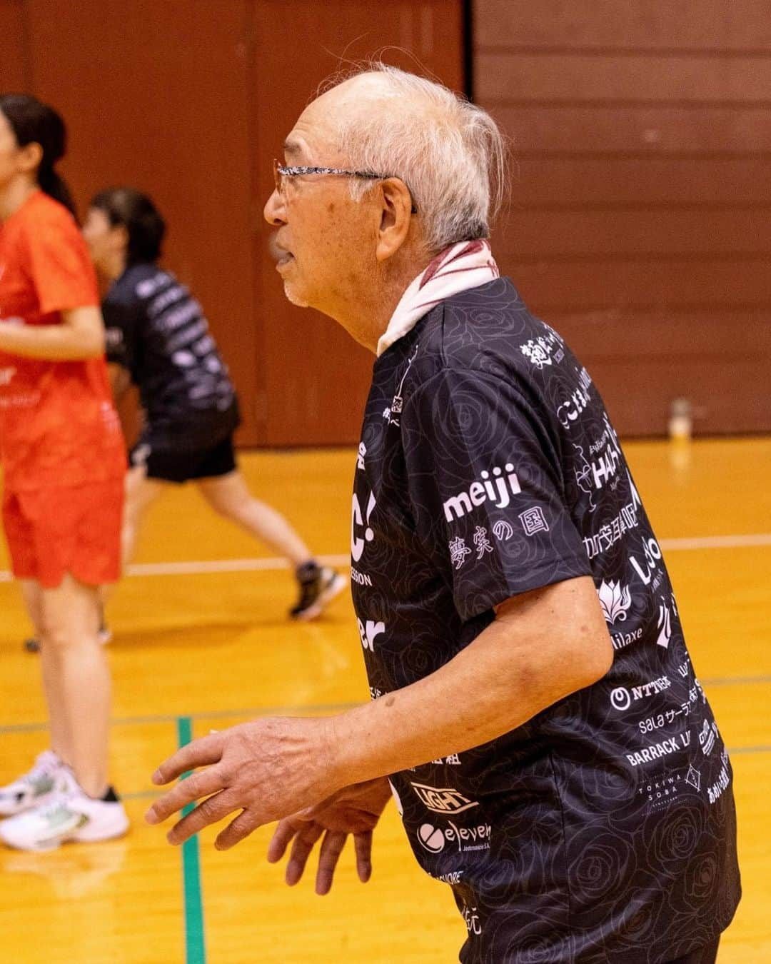 佐藤あり紗さんのインスタグラム写真 - (佐藤あり紗Instagram)「2023.5.27 . . 🏐佐藤あり紗2個バレーボール大会 in仙台🏐 大会を一緒に盛り上げてくださるスポンサーのみなたん❤️ . ❤️SVC!  @svc__group  . 🔋日本エコライフ . 🚘Gulliver @gulliver_minamisendai  . 💉医療法人 豊生会むらた日帰り外科手術クリニック . 🏨🍓仙台ターミナルビル(株)  @spalsendai  @hotelmetropolitansendai  @stbl_fruitfarm  . 🏠深松組  . 🐮牛タン炭火利久　@rikyu_sendaieki  . 🍺株式会社ノムタベル @skt_arata @iki_iki.r @kurukurupaamachiyan @iroriyaki.sumirechan @maji_magicalcook  . 🐮司 . 🦅焼助 @yakisuke.official  @yakisuke_kokubuncho  . 🚘KADAN . 👷‍♂️LIGHT @light_seon  . 🦷あやし眼科クリニック @ayashigeleven  . 🚘空気の洗車屋さん @kuuki_nosenshayasan  . ⚽️ヴォスクオーレ仙台 @voscuore_sendai  . 🔧elevn . ⛩榴岡天満宮 @tsutsujigaoka_tenmangu  . 🏠株式会社佐元 @samoto1914  . 🍫Meiji  . ♨️夢実の国 . 🦀スギヨ @kanikama_sugiyo_official  . 👕TRES @tres_volleyball  . ⛩️石巻金藏寺 . 🍜麺匠一丞 @mensho_ichijo  . 🍽こだまのどら焼き @kodamadorayaki  . 👨‍🔧Lincronova @nagano_president  . 🍴HACHI @hachi.1979  . 💉たじー @taji1_2_3  . 👷‍♂️誠晃興業 @yuya7912  . 👂加茂耳鼻咽喉科 . 🔩トーアス販売  @n.fumi0327  . 🍅La fata @lafatafarm  . 🏠山一地所 . 🍺ほかぞの @nomidocoro_hokazono45  . ☕️ほの香  @honokacoffee.inc  . 🍽登喜和 @tokiwasoba  . 💄Balilaxe   @bali_laxe  . 💪🏻KATSUYAMA @shozankancocoil   ☎️NTT東日本 @ntteastofficial  . 🔋山形パナソニック @yamagatapanasonic  . 🏐TEAM i @teami_girls  . ⛽️サーラエナジー株式会社 . 🏐清健堂  . 🥃BARRACK LIFE @barracklife  . 🚘GTAUTO @g.t.auto  . 👨‍⚕️たいよう接骨院  . 🍱あめいろ食堂 . 🦷こうま駅前デンタルクリニック . 🥮Riyan @riyancrepe  . 🍰you &g @you_and_g.official  . . #佐藤あり紗スポンサー #仙台発祥　 #佐藤あり紗2個バレーボール大会スポンサー #宮城県盛り上げたい　#仙台盛り上げたい #スポンサー　#参加者募集中 #佐藤あり紗 #あり紗組」6月10日 18時40分 - arisa_chu