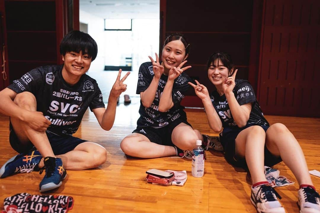 佐藤あり紗さんのインスタグラム写真 - (佐藤あり紗Instagram)「2023.5.27 . . 🏐佐藤あり紗2個バレーボール大会 in宮城🏐 . 大会を一緒に盛り上げてくださるスポンサーのみなたん❤️ . ❤️SVC!  @svc__group  . 🔋日本エコライフ . 🚘Gulliver @gulliver_minamisendai  . 💉医療法人 豊生会むらた日帰り外科手術クリニック . 🏨🍓仙台ターミナルビル(株)  @spalsendai  @hotelmetropolitansendai  @stbl_fruitfarm  . 🏠深松組  . 🐮牛タン炭火利久　@rikyu_sendaieki  . 🍺株式会社ノムタベル @skt_arata @iki_iki.r @kurukurupaamachiyan @iroriyaki.sumirechan @maji_magicalcook  . 🐮司 . 🦅焼助 @yakisuke.official  @yakisuke_kokubuncho  . 🚘KADAN . 👷‍♂️LIGHT @light_seon  . 🦷あやし眼科クリニック @ayashigeleven  . 🚘空気の洗車屋さん @kuuki_nosenshayasan  . ⚽️ヴォスクオーレ仙台 @voscuore_sendai  . 🔧elevn . ⛩榴岡天満宮 @tsutsujigaoka_tenmangu  . 🏠株式会社佐元 @samoto1914  . 🍫Meiji  . ♨️夢実の国 . 🦀スギヨ @kanikama_sugiyo_official  . 👕TRES @tres_volleyball  . ⛩️石巻金藏寺 . 🍜麺匠一丞 @mensho_ichijo  . 🍽こだまのどら焼き @kodamadorayaki  . 👨‍🔧Lincronova @nagano_president  . 🍴HACHI @hachi.1979  . 💉たじー @taji1_2_3  . 👷‍♂️誠晃興業 @yuya7912  . 👂加茂耳鼻咽喉科 . 🔩トーアス販売  @n.fumi0327  . 🍅La fata @lafatafarm  . 🏠山一地所 . 🍺ほかぞの @nomidocoro_hokazono45  . ☕️ほの香  @honokacoffee.inc  . 🍽登喜和 @tokiwasoba  . 💄Balilaxe   @bali_laxe  . 💪🏻KATSUYAMA @shozankancocoil   ☎️NTT東日本 @ntteastofficial  . 🔋山形パナソニック @yamagatapanasonic  . 🏐TEAM i @teami_girls  . ⛽️サーラエナジー株式会社 . 🏐清健堂  . 🥃BARRACK LIFE @barracklife  . 🚘GTAUTO @g.t.auto  . 👨‍⚕️たいよう接骨院  . 🍱あめいろ食堂 . 🦷こうま駅前デンタルクリニック . 🥮Riyan @riyancrepe  . 🍰you &g @you_and_g.official  . . #佐藤あり紗スポンサー #仙台発祥　 #佐藤あり紗2個バレーボール大会スポンサー #宮城県盛り上げたい　#仙台盛り上げたい #スポンサー #佐藤あり紗 #あり紗組」6月10日 18時35分 - arisa_chu