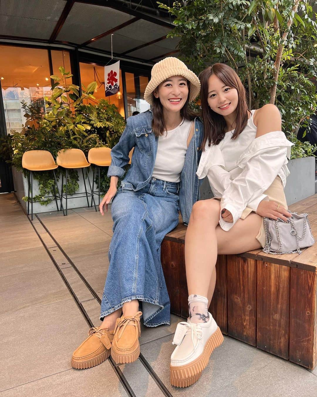 NANAMIさんのインスタグラム写真 - (NANAMIInstagram)「なんちゃんとおそろ♡👟  @clarksshoes   #clarks #クラークス　#trohill お久しぶり #なんなな　#namnana」6月10日 18時48分 - nanami023