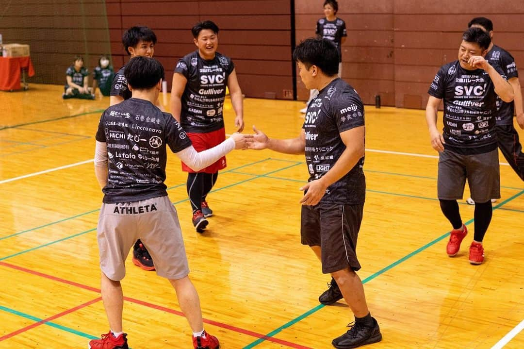 佐藤あり紗さんのインスタグラム写真 - (佐藤あり紗Instagram)「2023.5.27 . . 🏐佐藤あり紗2個バレーボール大会 in仙台🏐 大会を一緒に盛り上げてくださるスポンサーのみなたん❤️ . ❤️SVC!  @svc__group  . 🔋日本エコライフ . 🚘Gulliver @gulliver_minamisendai  . 💉医療法人 豊生会むらた日帰り外科手術クリニック . 🏨🍓仙台ターミナルビル(株)  @spalsendai  @hotelmetropolitansendai  @stbl_fruitfarm  . 🏠深松組  . 🐮牛タン炭火利久　@rikyu_sendaieki  . 🍺株式会社ノムタベル @skt_arata @iki_iki.r @kurukurupaamachiyan @iroriyaki.sumirechan @maji_magicalcook  . 🐮司 . 🦅焼助 @yakisuke.official  @yakisuke_kokubuncho  . 🚘KADAN . 👷‍♂️LIGHT @light_seon  . 🦷あやし眼科クリニック @ayashigeleven  . 🚘空気の洗車屋さん @kuuki_nosenshayasan  . ⚽️ヴォスクオーレ仙台 @voscuore_sendai  . 🔧elevn . ⛩榴岡天満宮 @tsutsujigaoka_tenmangu  . 🏠株式会社佐元 @samoto1914  . 🍫Meiji  . ♨️夢実の国 . 🦀スギヨ @kanikama_sugiyo_official  . 👕TRES @tres_volleyball  . ⛩️石巻金藏寺 . 🍜麺匠一丞 @mensho_ichijo  . 🍽こだまのどら焼き @kodamadorayaki  . 👨‍🔧Lincronova @nagano_president  . 🍴HACHI @hachi.1979  . 💉たじー @taji1_2_3  . 👷‍♂️誠晃興業 @yuya7912  . 👂加茂耳鼻咽喉科 . 🔩トーアス販売  @n.fumi0327  . 🍅La fata @lafatafarm  . 🏠山一地所 . 🍺ほかぞの @nomidocoro_hokazono45  . ☕️ほの香  @honokacoffee.inc  . 🍽登喜和 @tokiwasoba  . 💄Balilaxe   @bali_laxe  . 💪🏻KATSUYAMA @shozankancocoil   ☎️NTT東日本 @ntteastofficial  . 🔋山形パナソニック @yamagatapanasonic  . 🏐TEAM i @teami_girls  . ⛽️サーラエナジー株式会社 . 🏐清健堂  . 🥃BARRACK LIFE @barracklife  . 🚘GTAUTO @g.t.auto  . 👨‍⚕️たいよう接骨院  . 🍱あめいろ食堂 . 🦷こうま駅前デンタルクリニック . 🥮Riyan @riyancrepe  . 🍰you &g @you_and_g.official  . . #佐藤あり紗スポンサー #仙台発祥　 #佐藤あり紗2個バレーボール大会スポンサー #宮城県盛り上げたい　#仙台盛り上げたい #スポンサー　#参加者募集中 #佐藤あり紗 #あり紗組」6月10日 18時48分 - arisa_chu